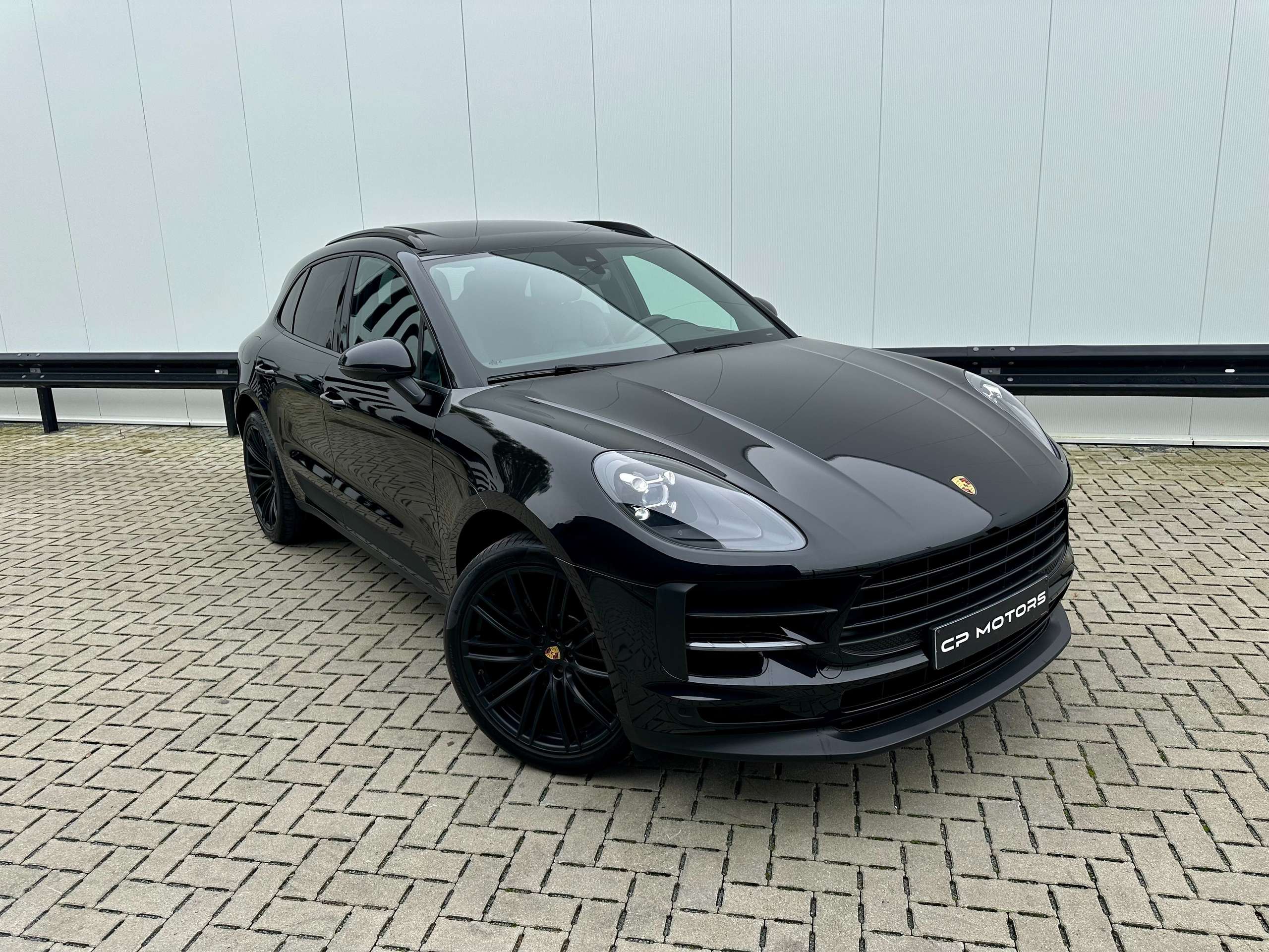 Porsche - Macan