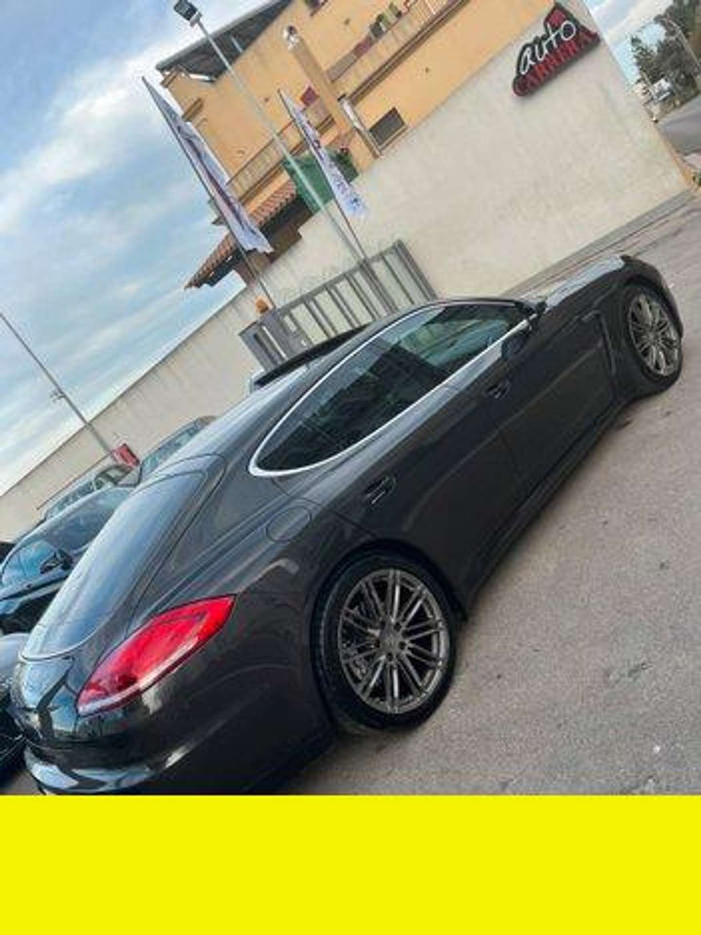 Porsche - Panamera