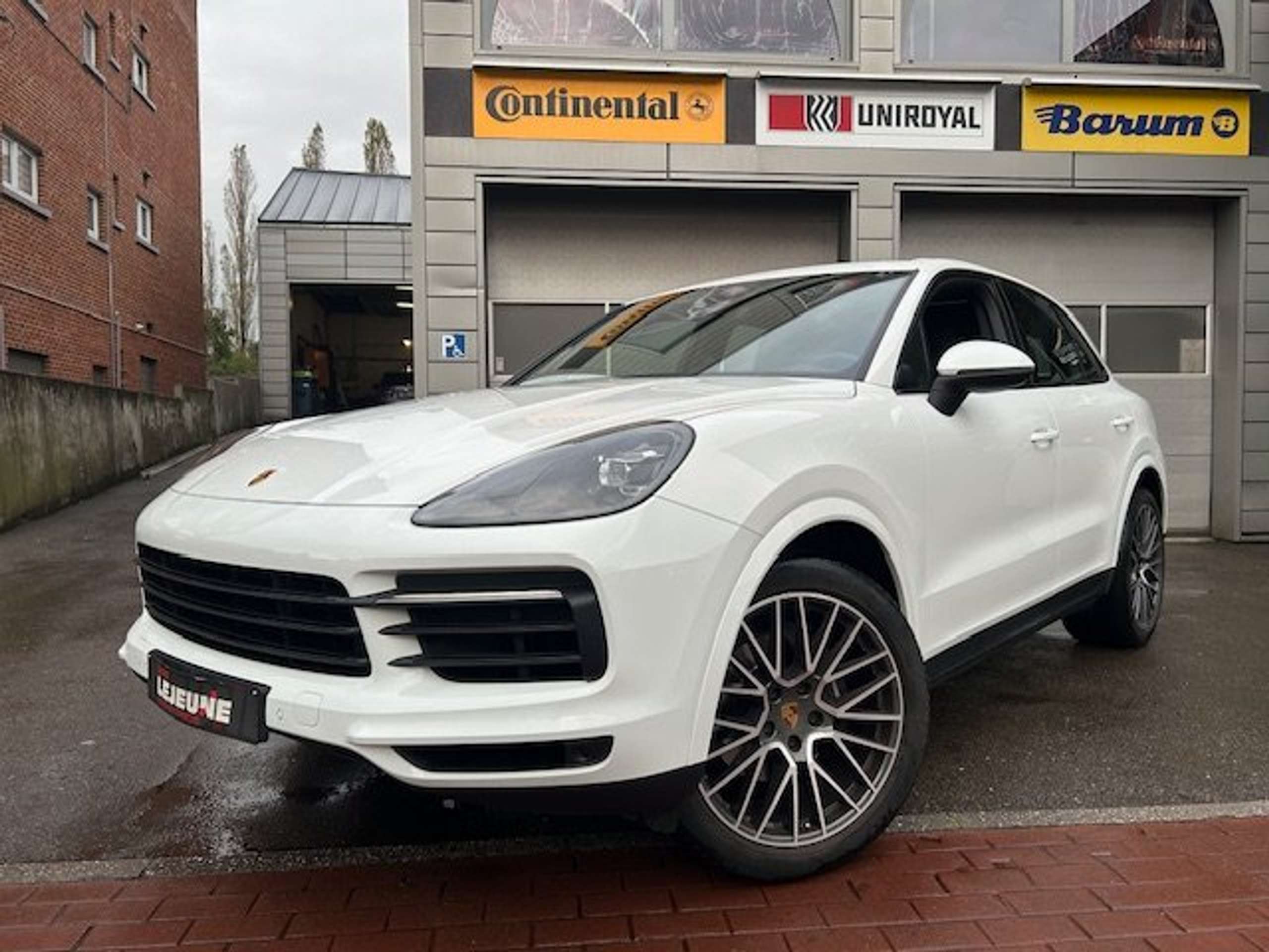 Porsche - Cayenne