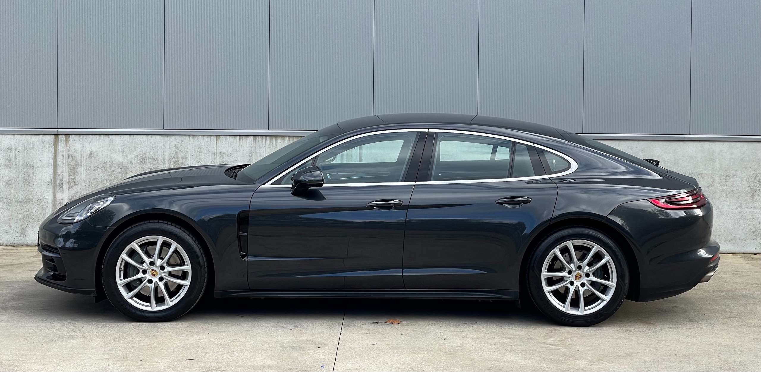 Porsche - Panamera