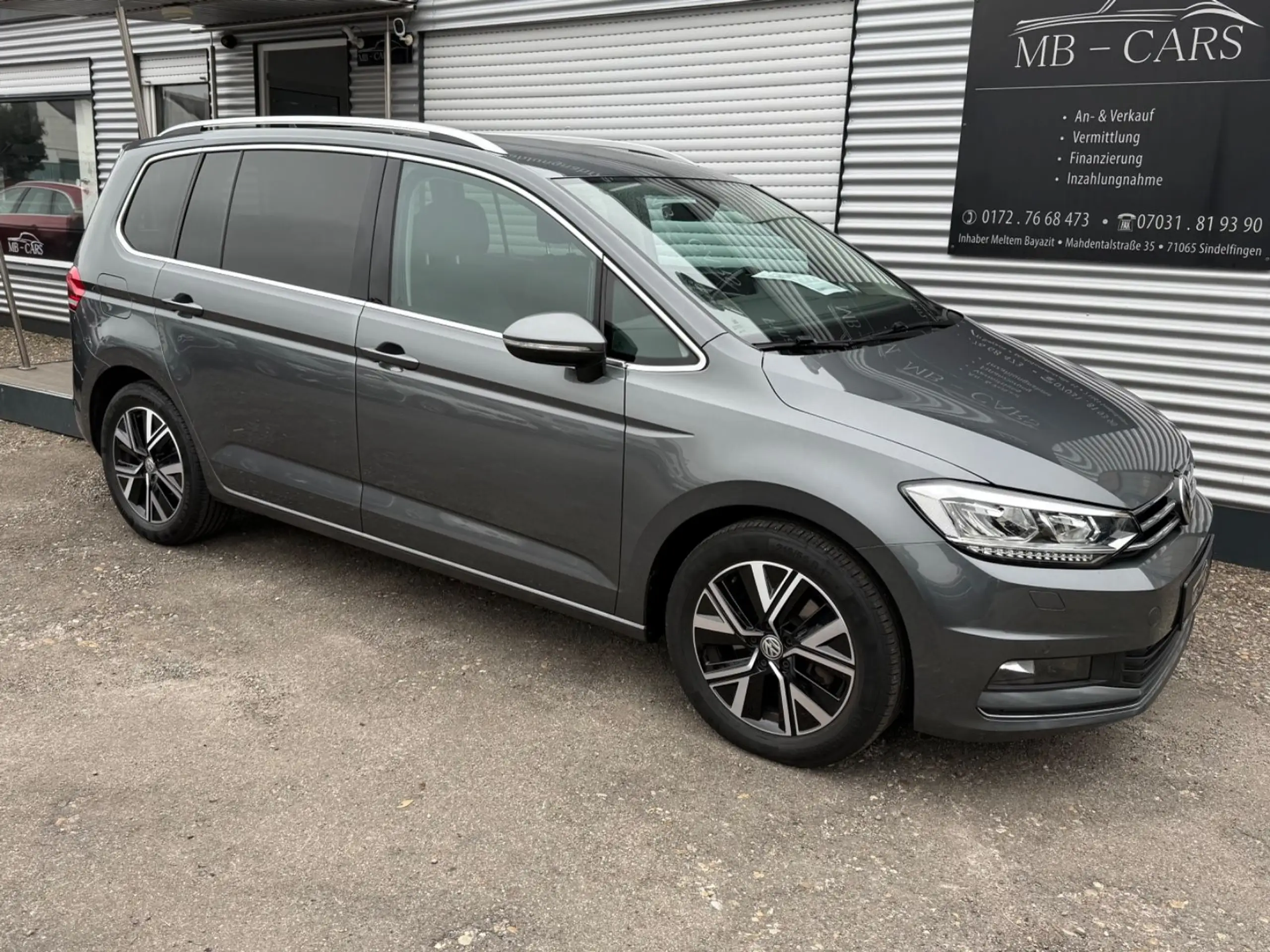 Volkswagen - Touran