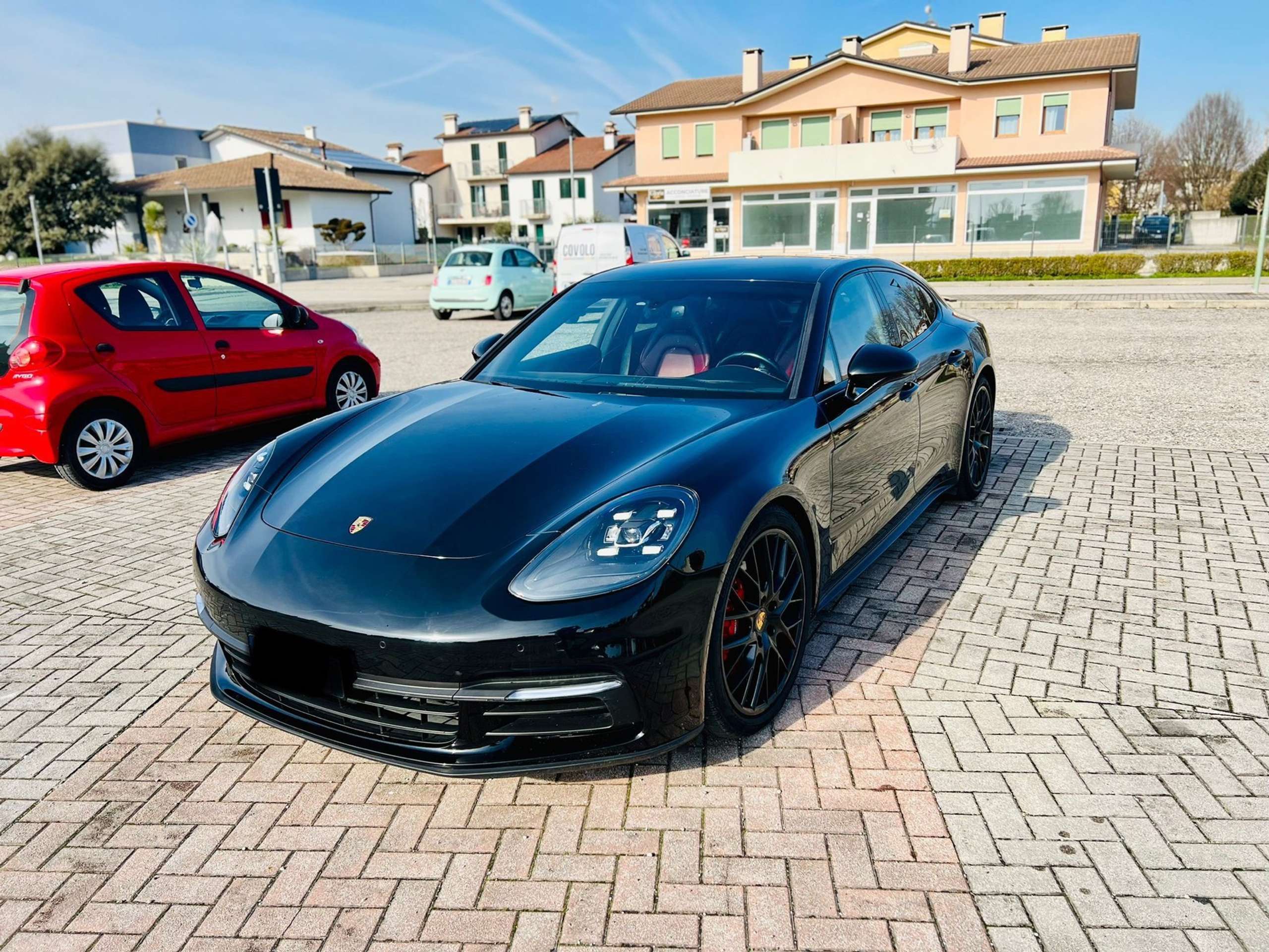 Porsche - Panamera