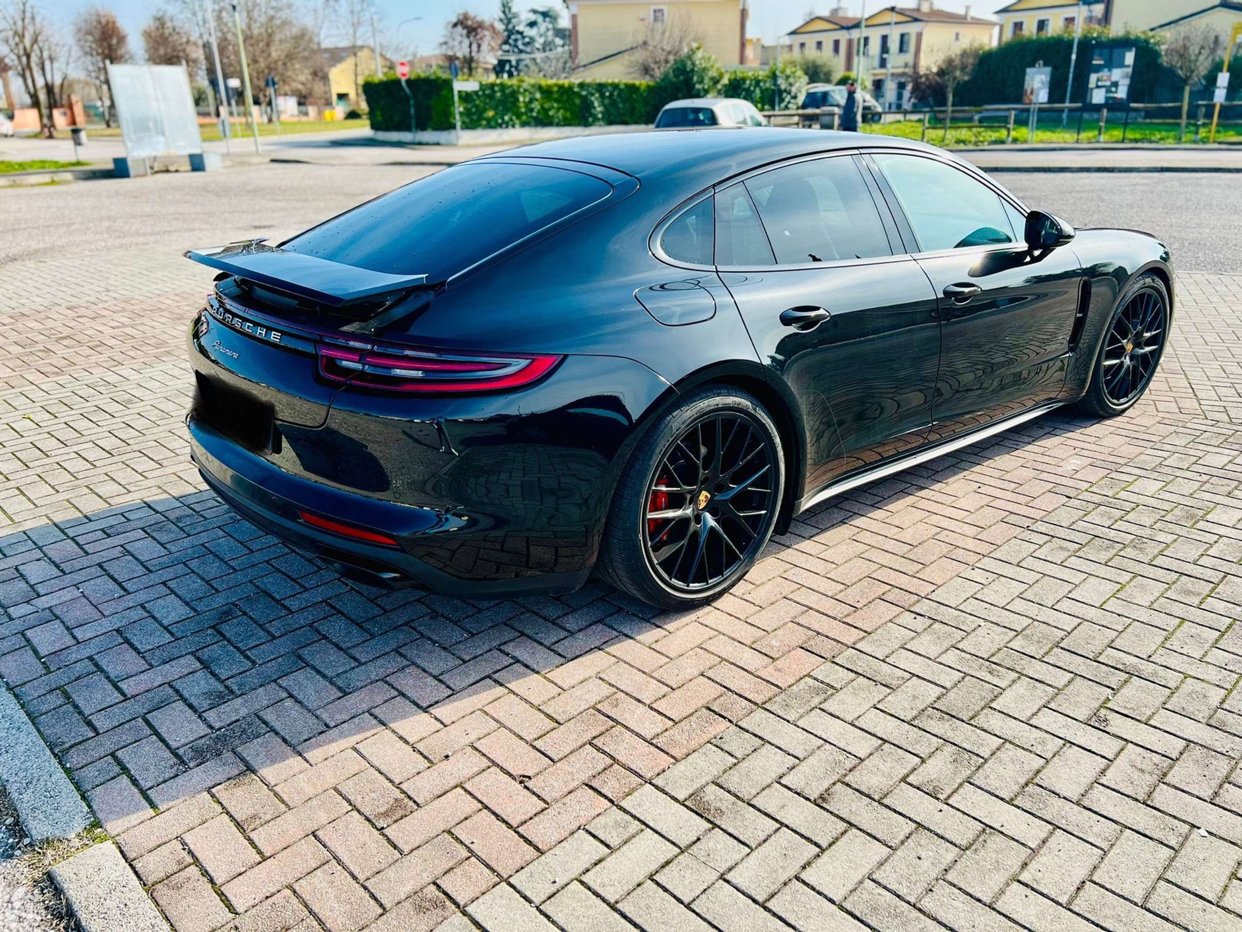 Porsche - Panamera