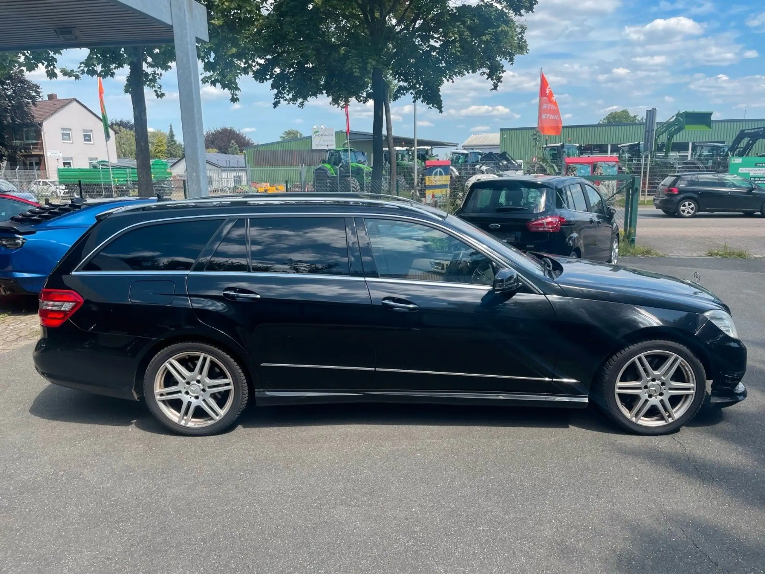 Mercedes-Benz - E 500