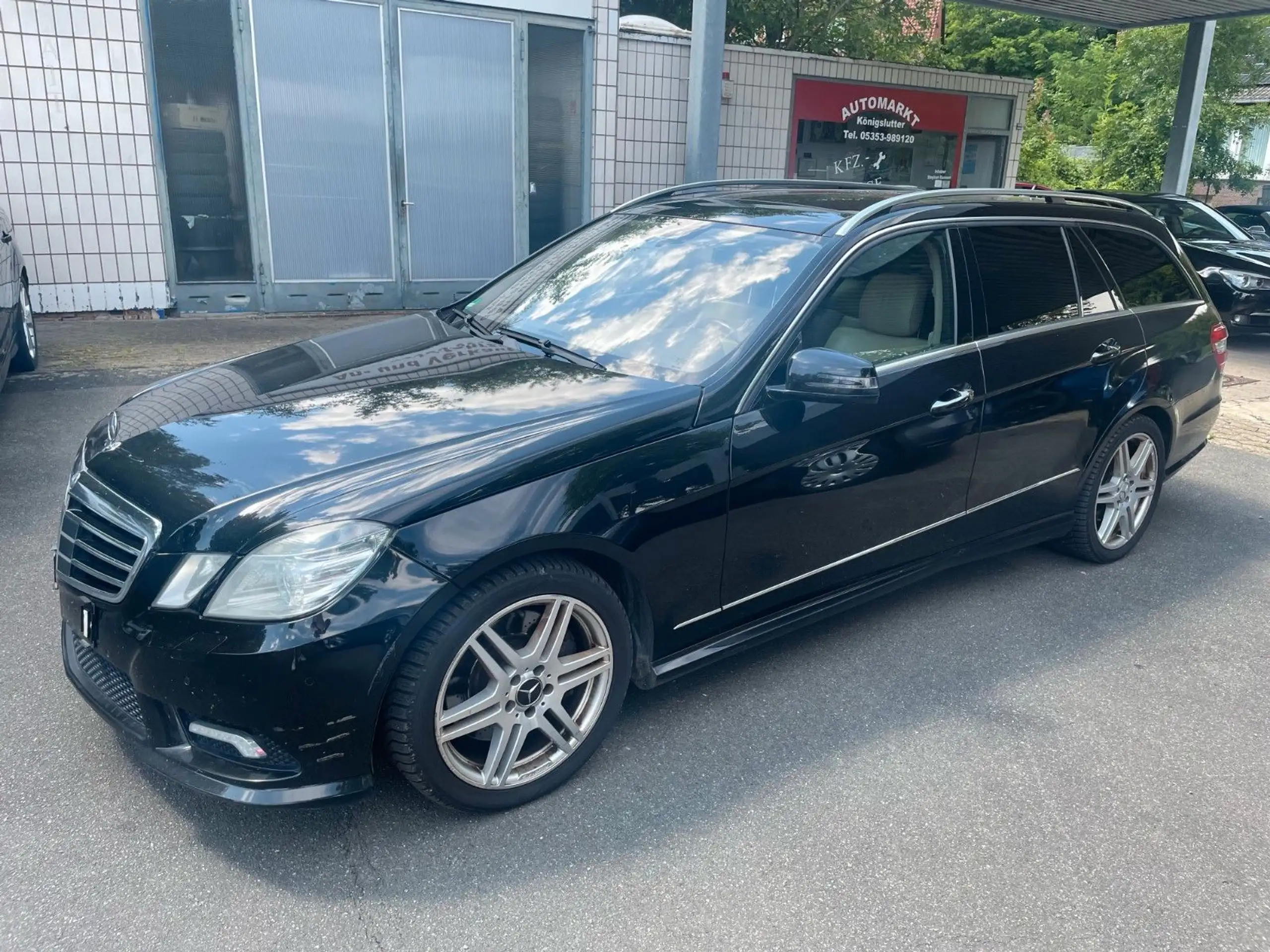 Mercedes-Benz - E 500