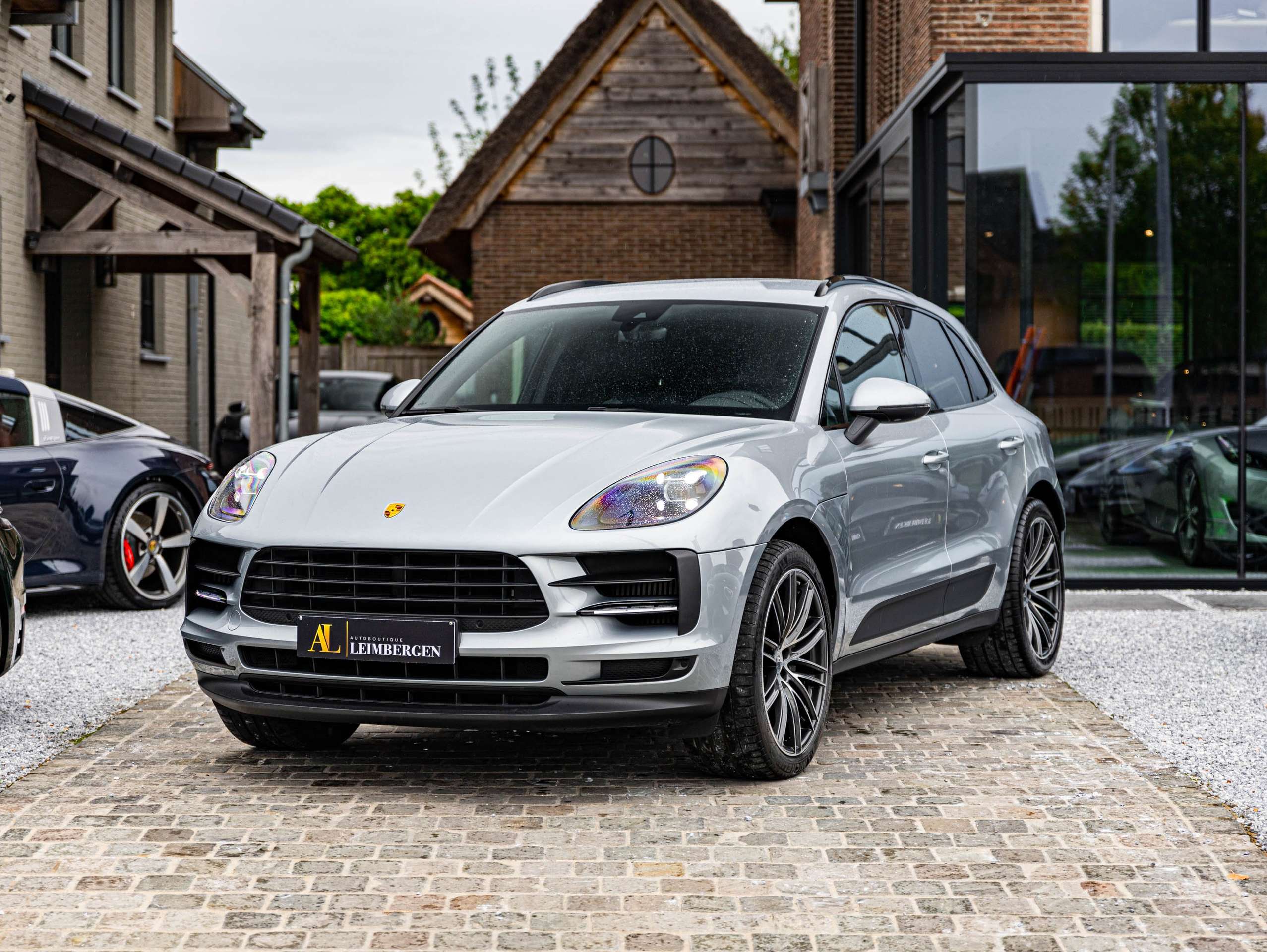 Porsche - Macan