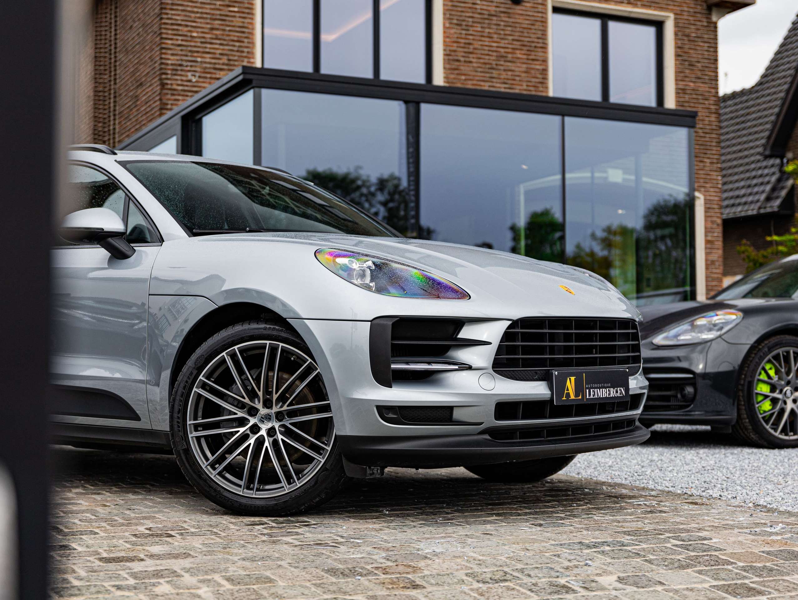 Porsche - Macan