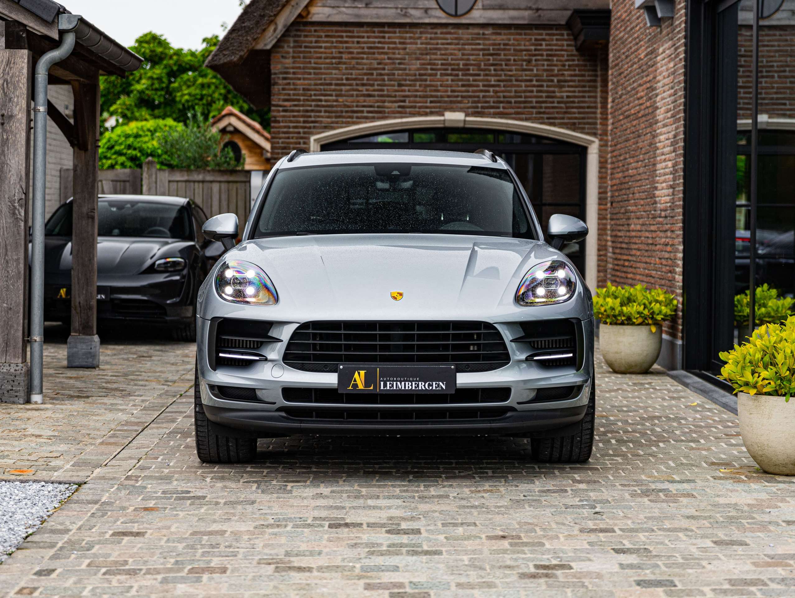 Porsche - Macan