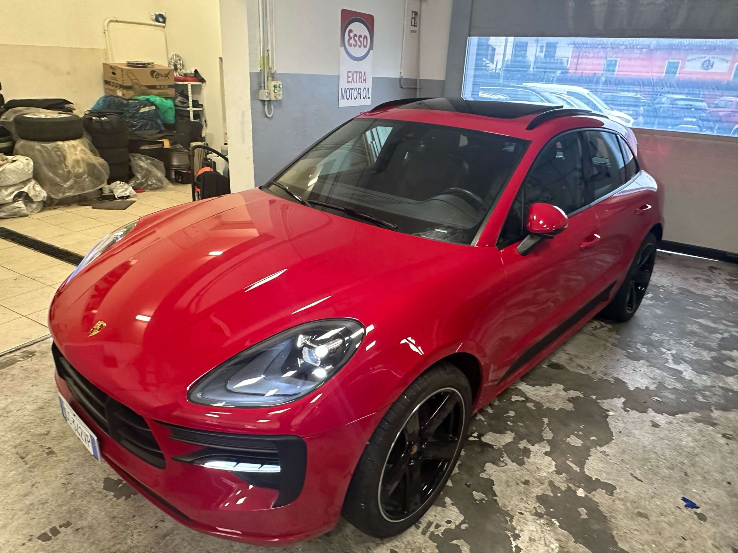 Porsche - Macan