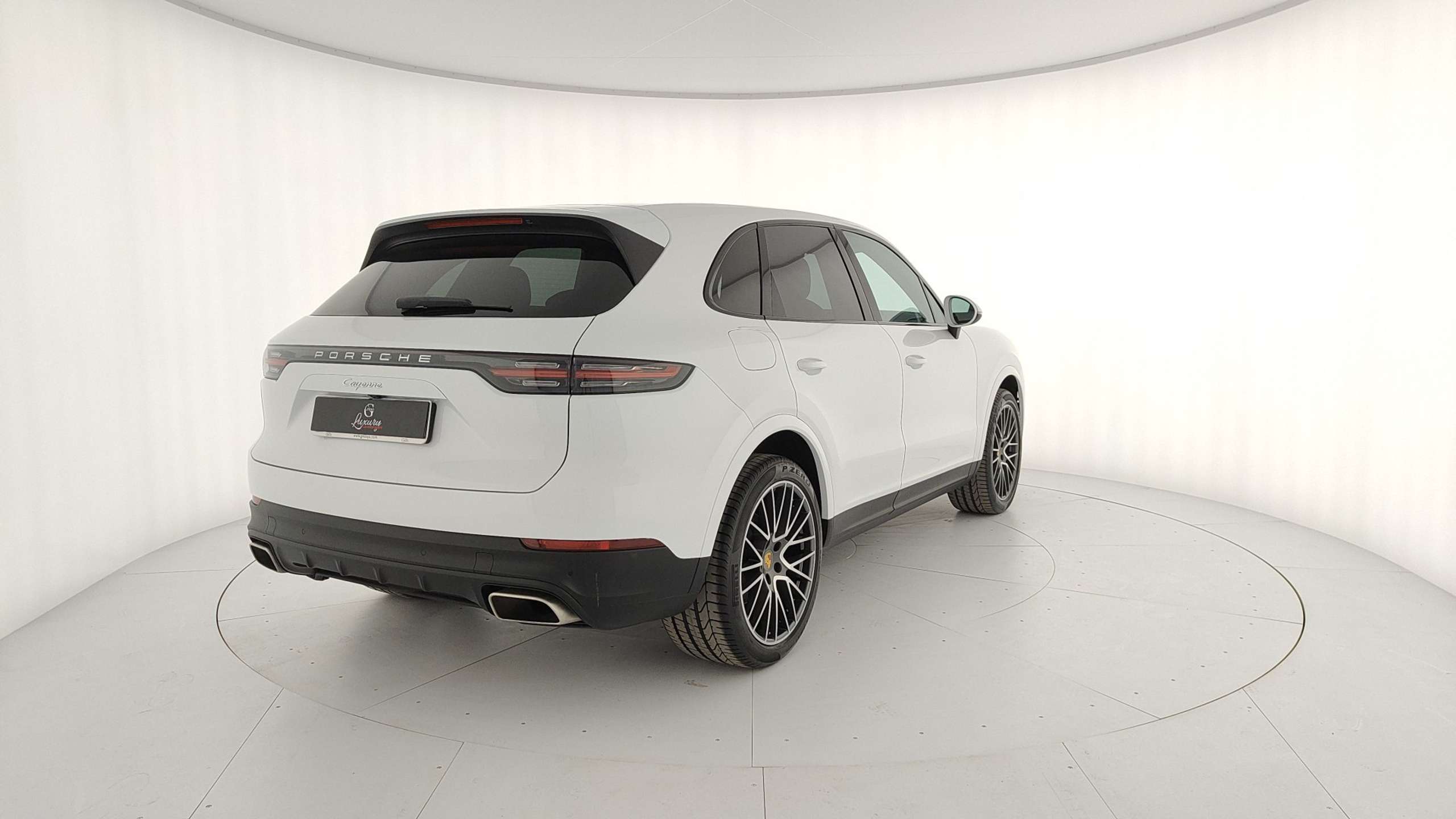 Porsche - Cayenne