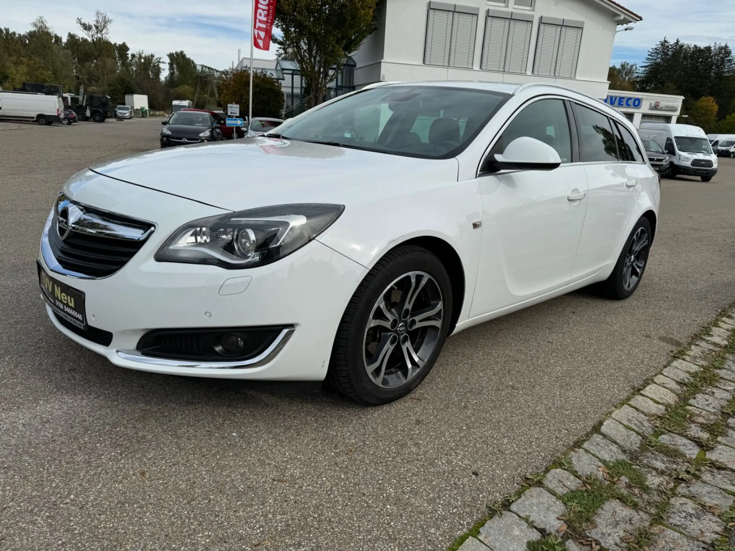 Opel - Insignia