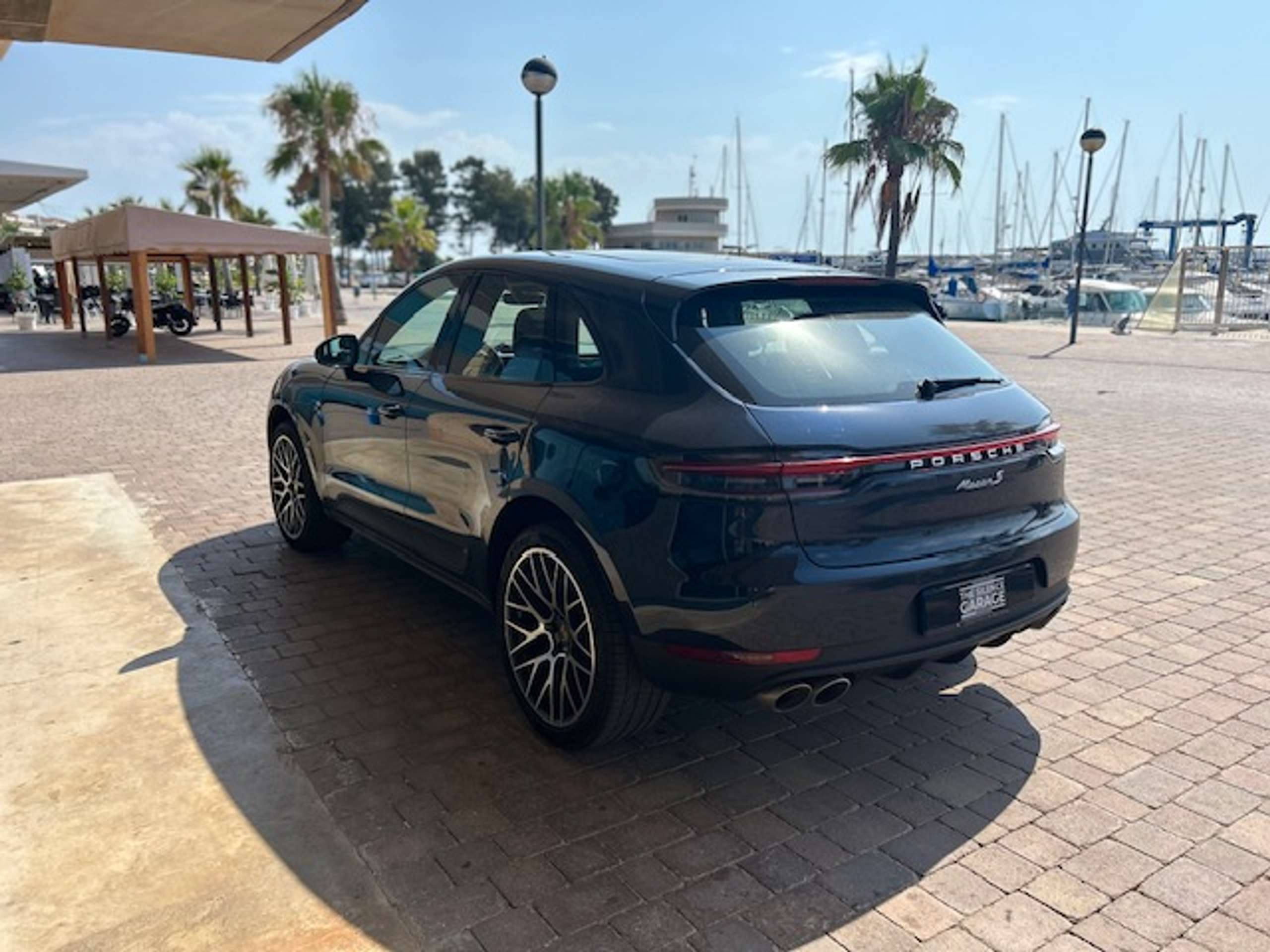 Porsche - Macan