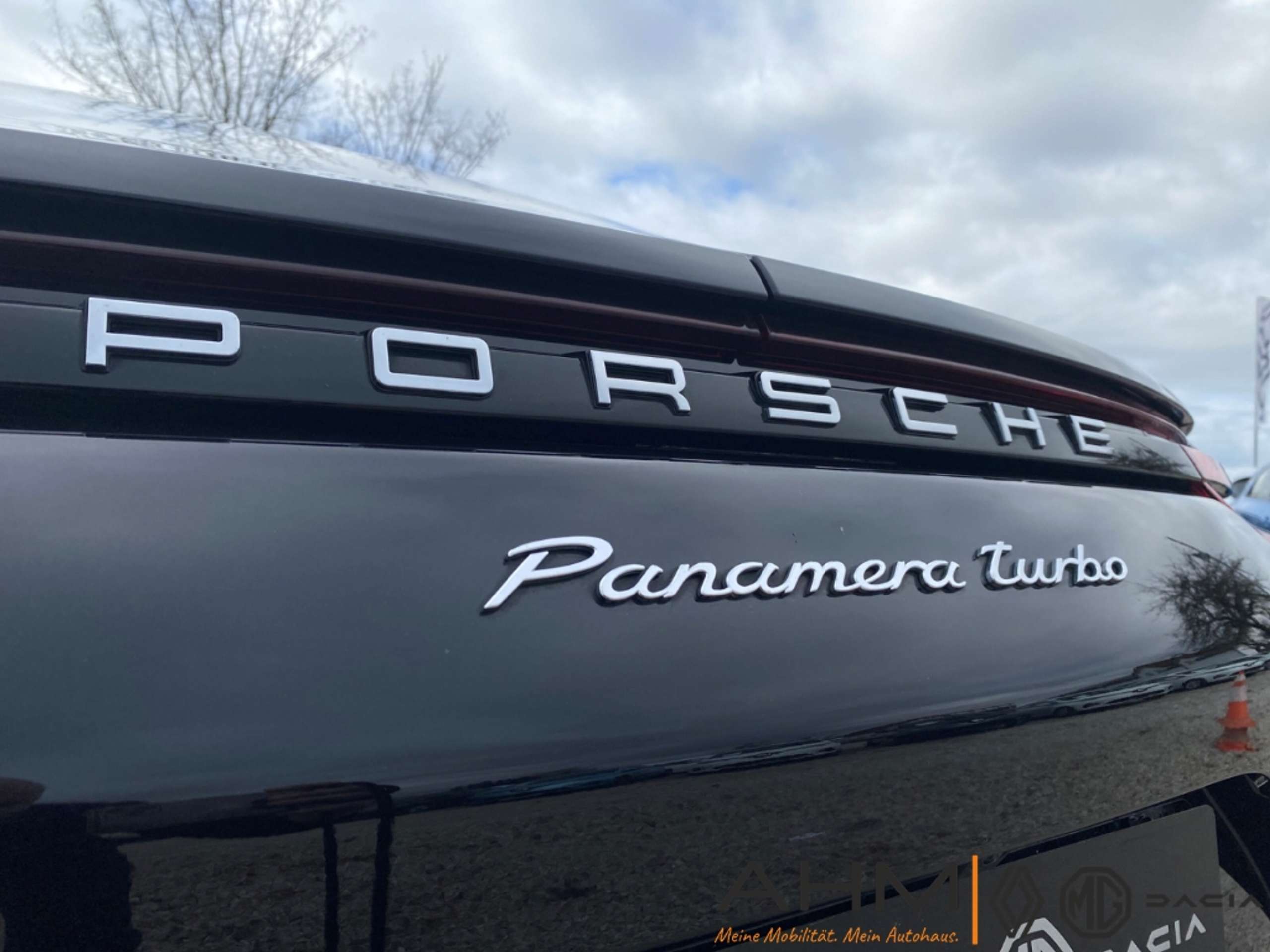 Porsche - Panamera