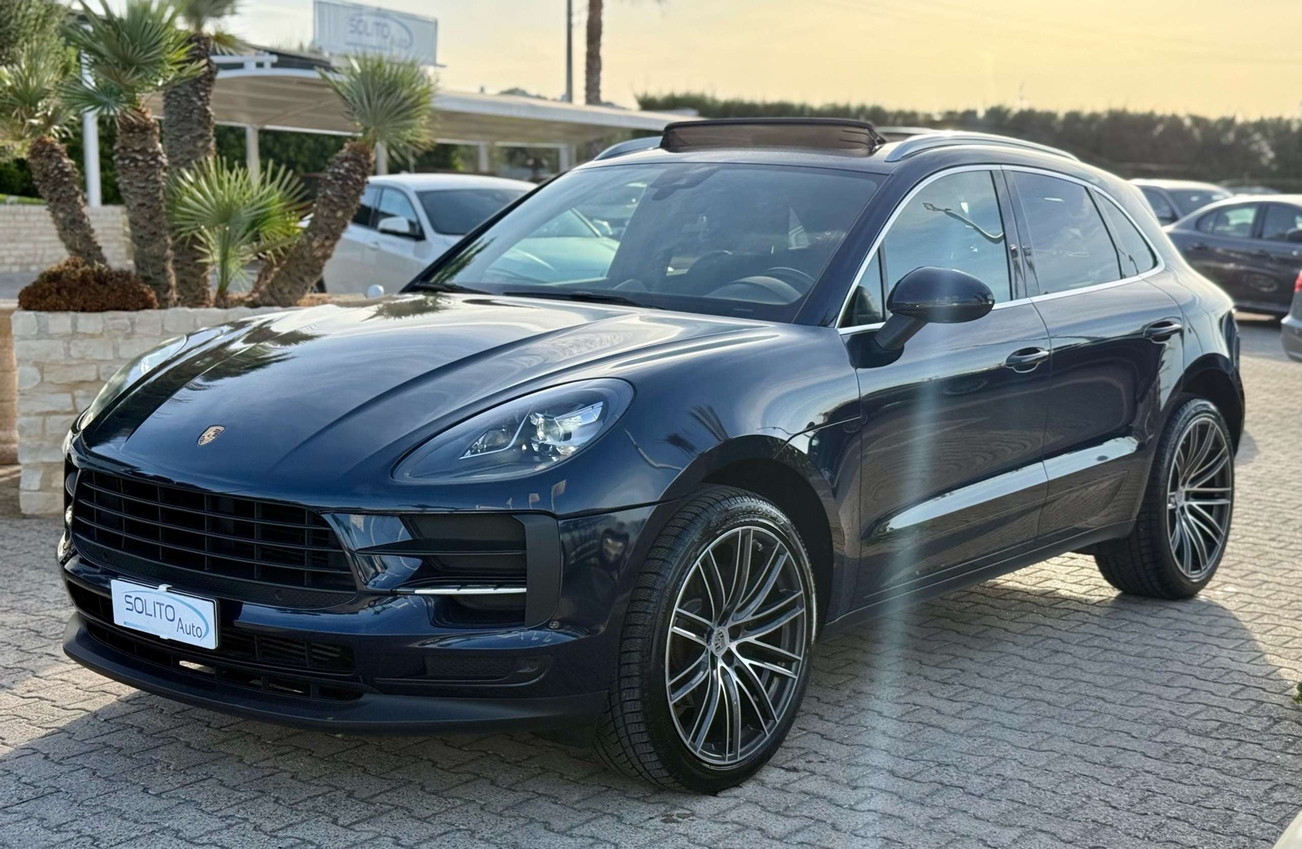 Porsche - Macan