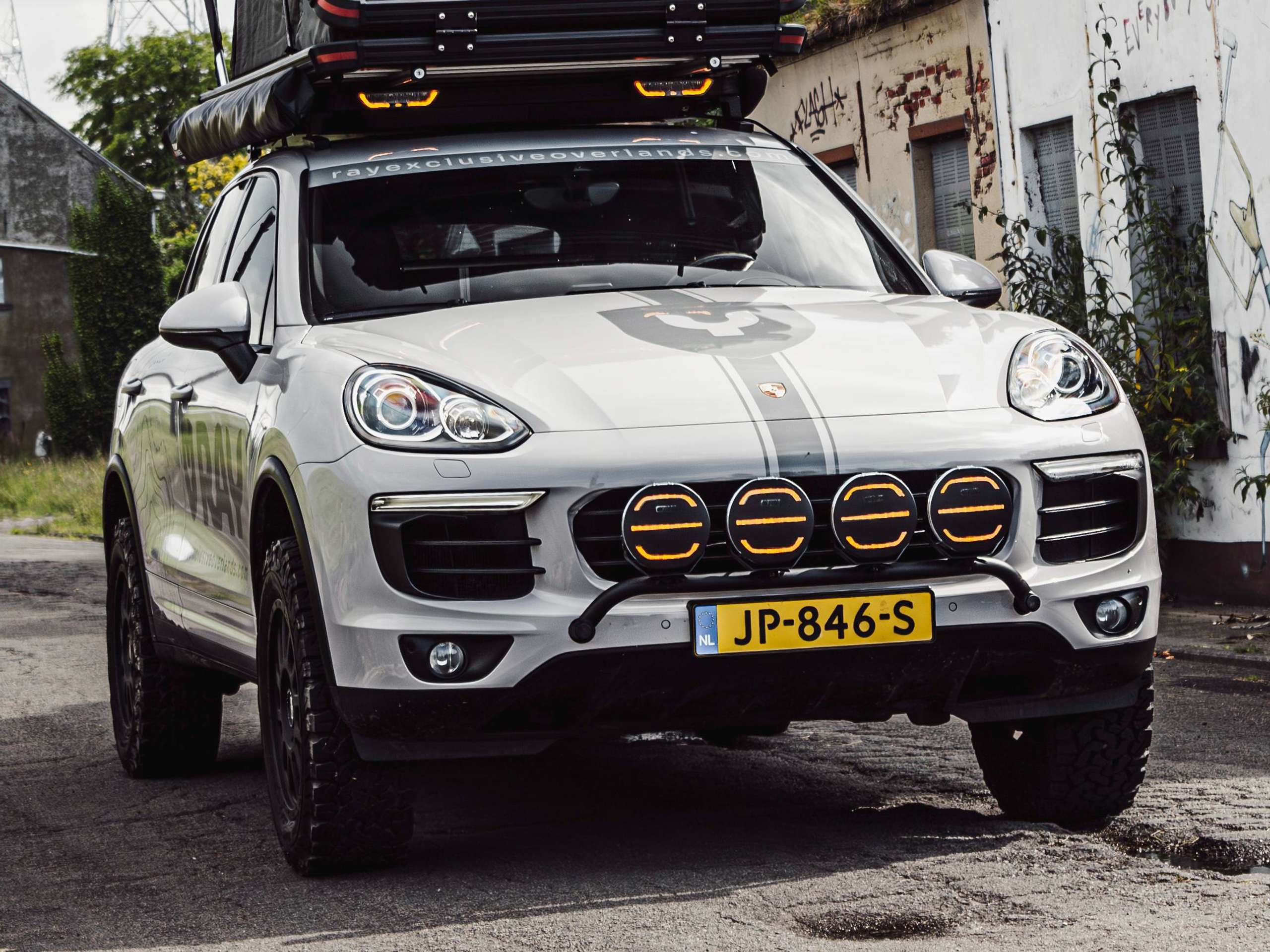 Porsche - Cayenne