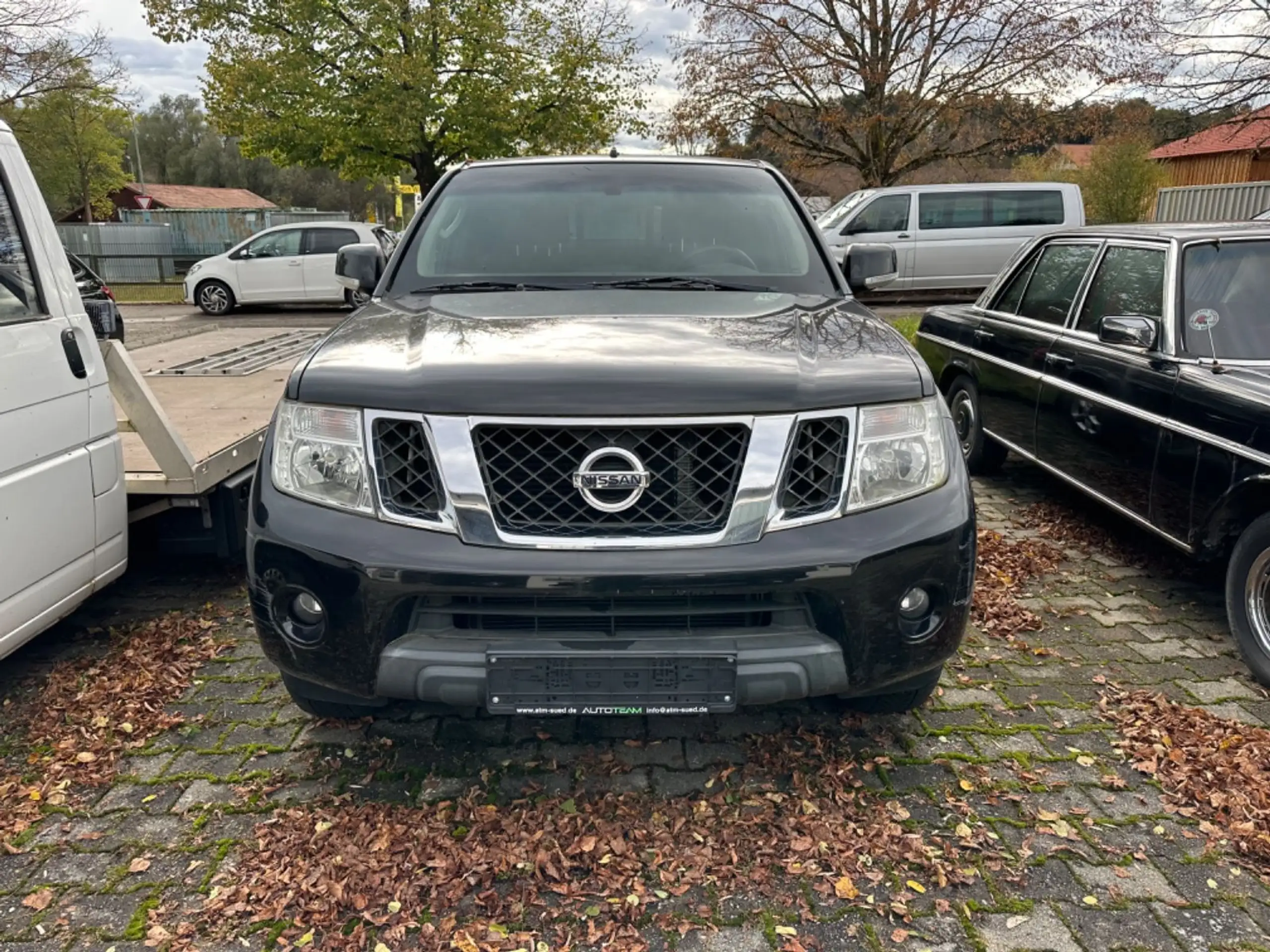 Nissan - Navara