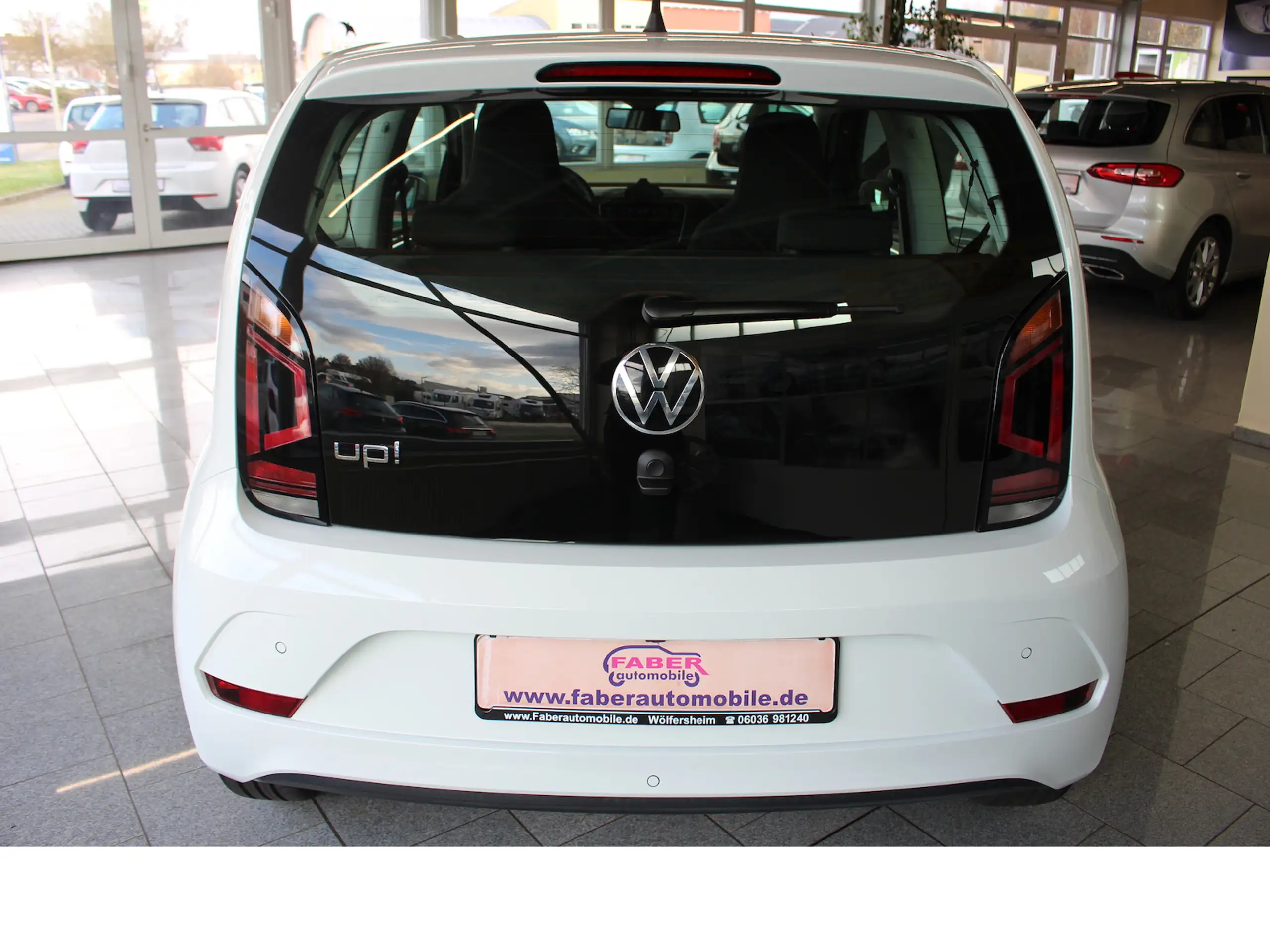 Volkswagen - up!