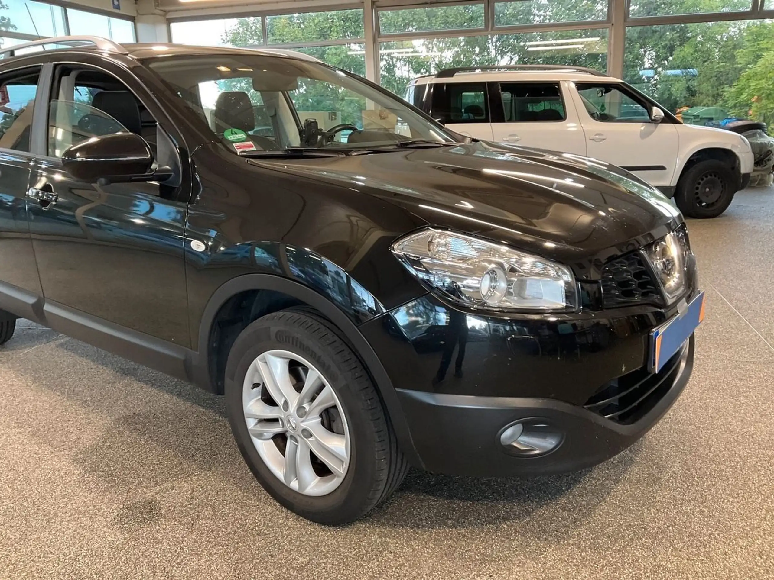 Nissan - Qashqai+2