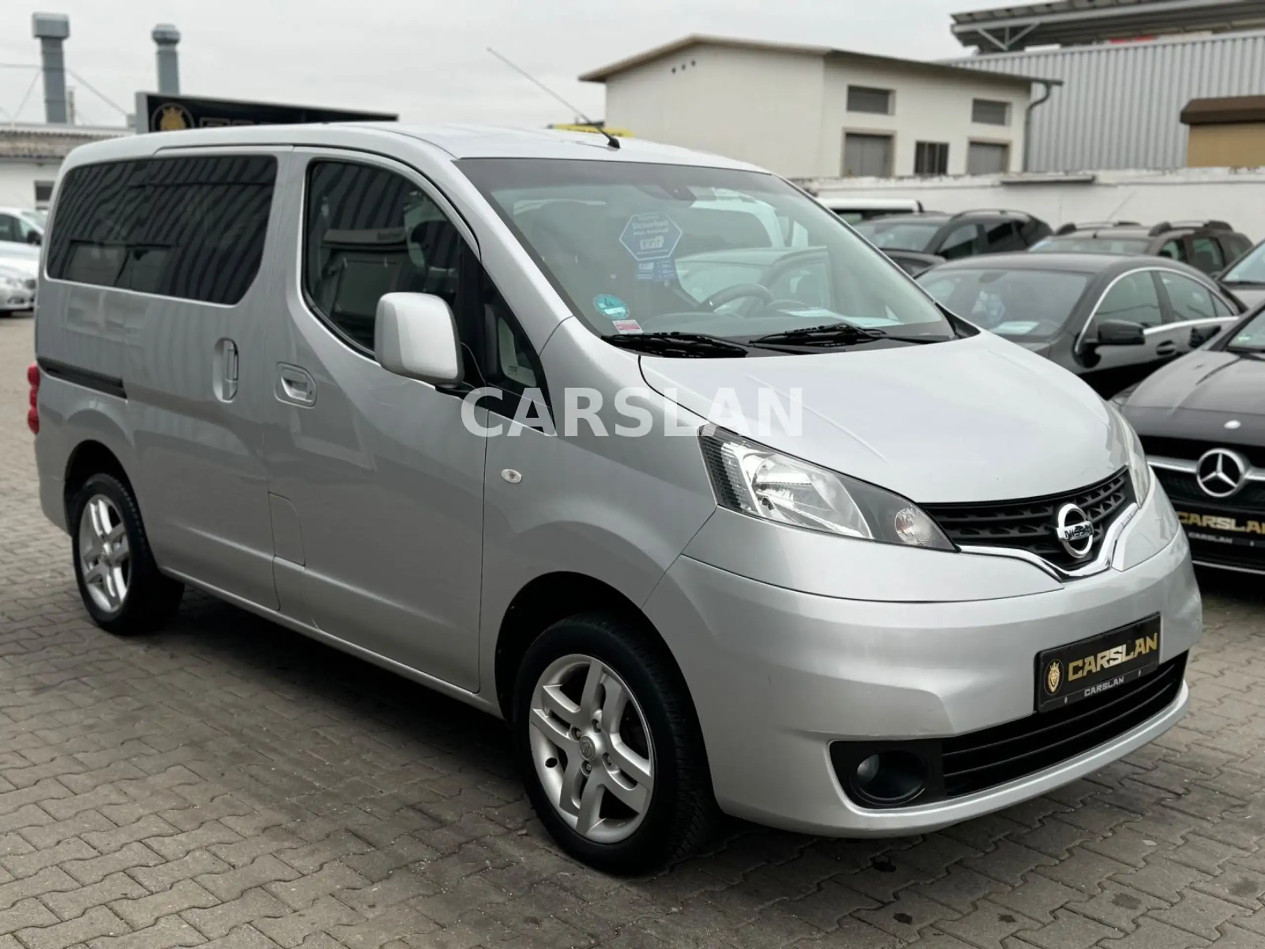 Nissan - Evalia