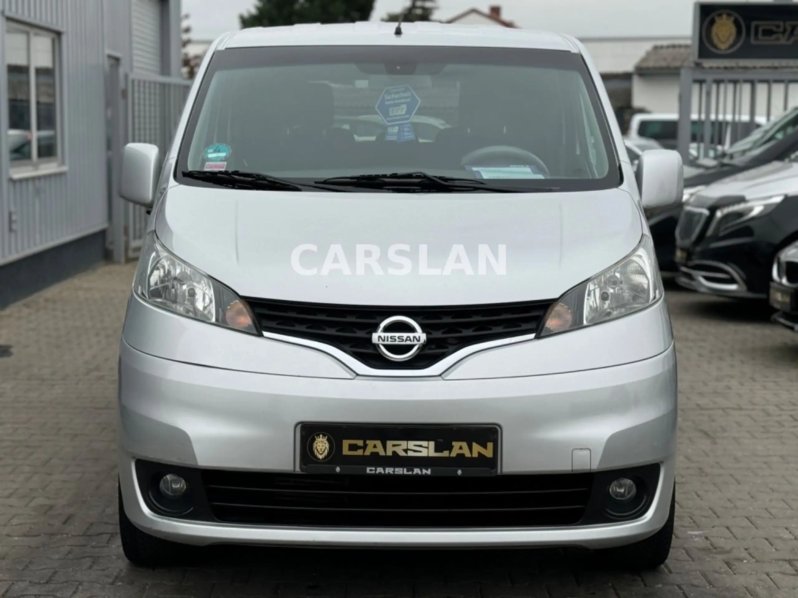 Nissan - Evalia