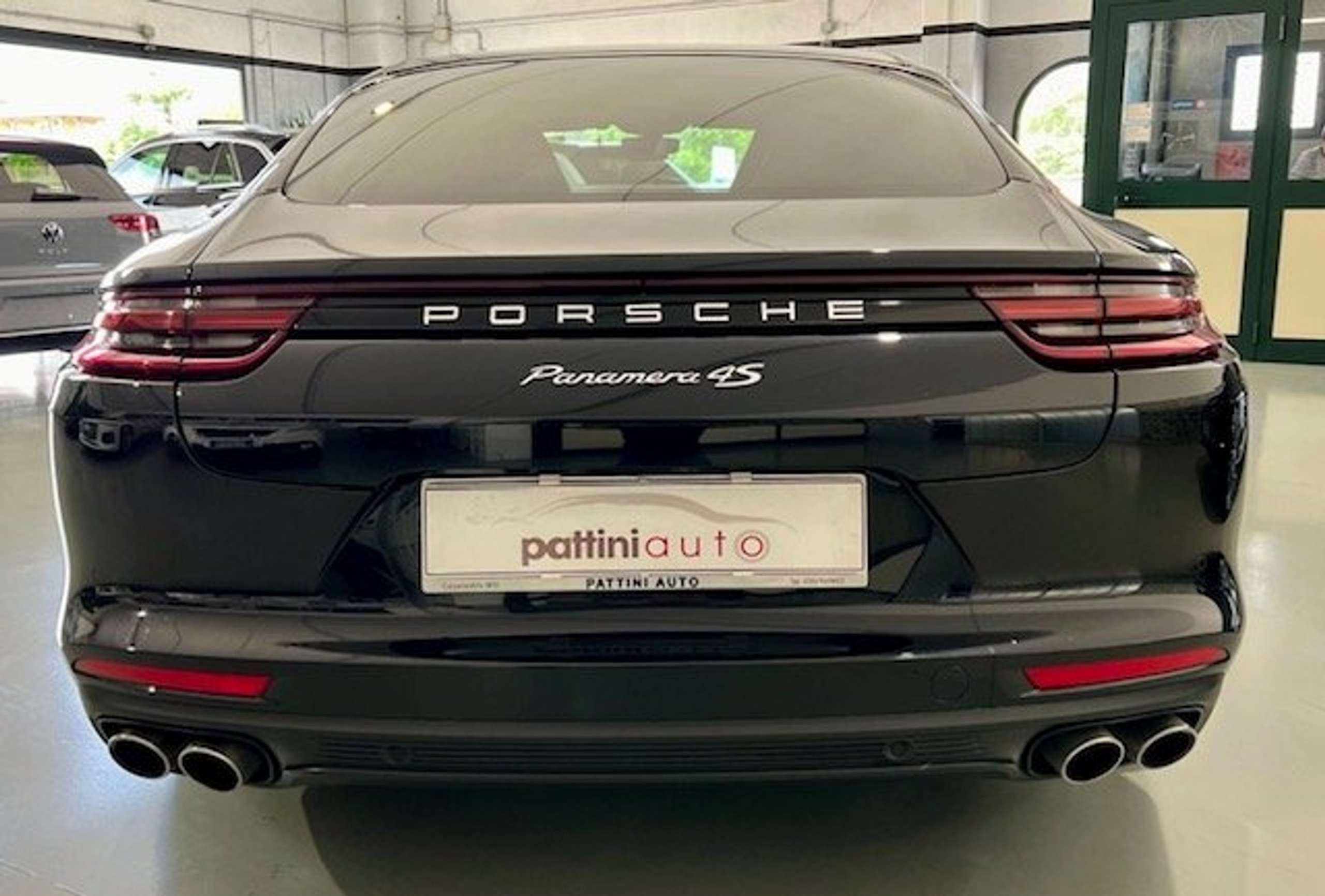 Porsche - Panamera