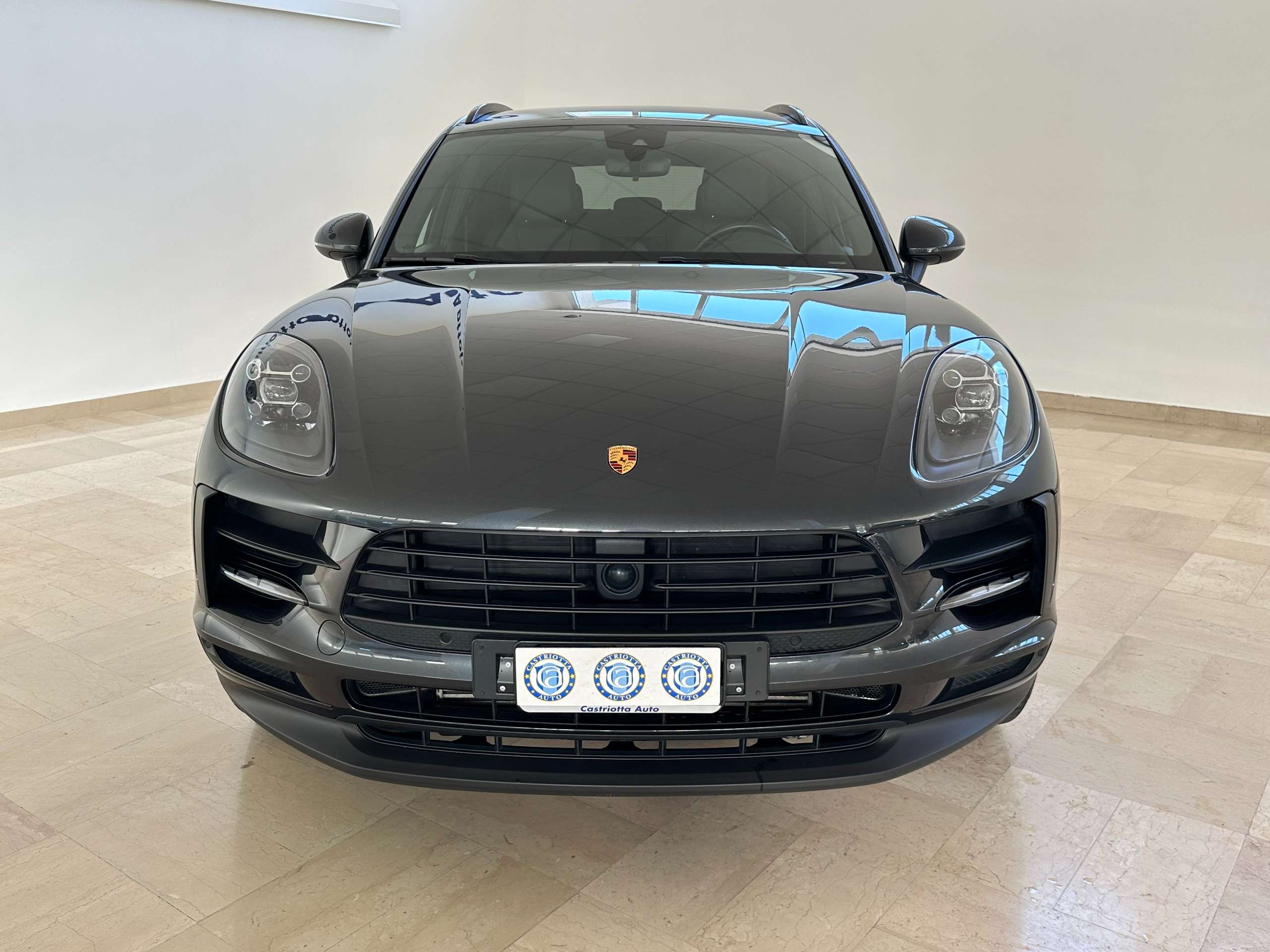 Porsche - Macan