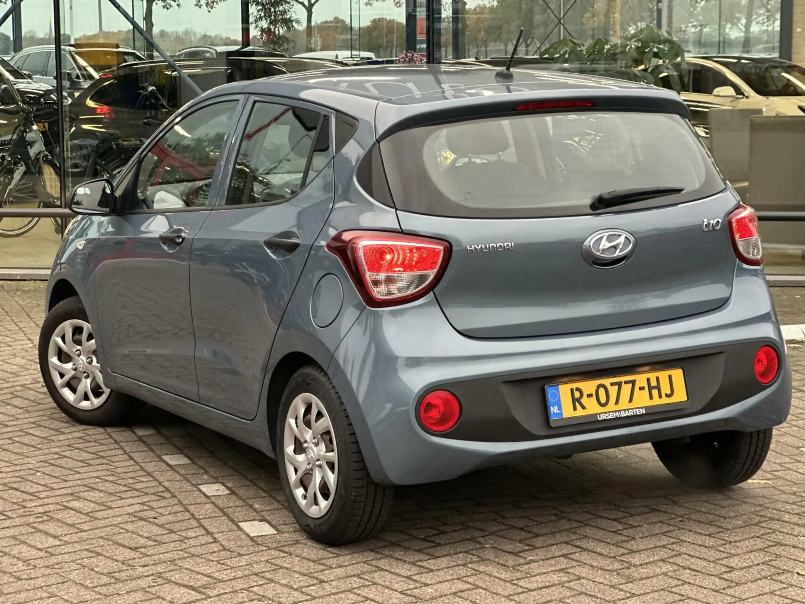 Hyundai - i10