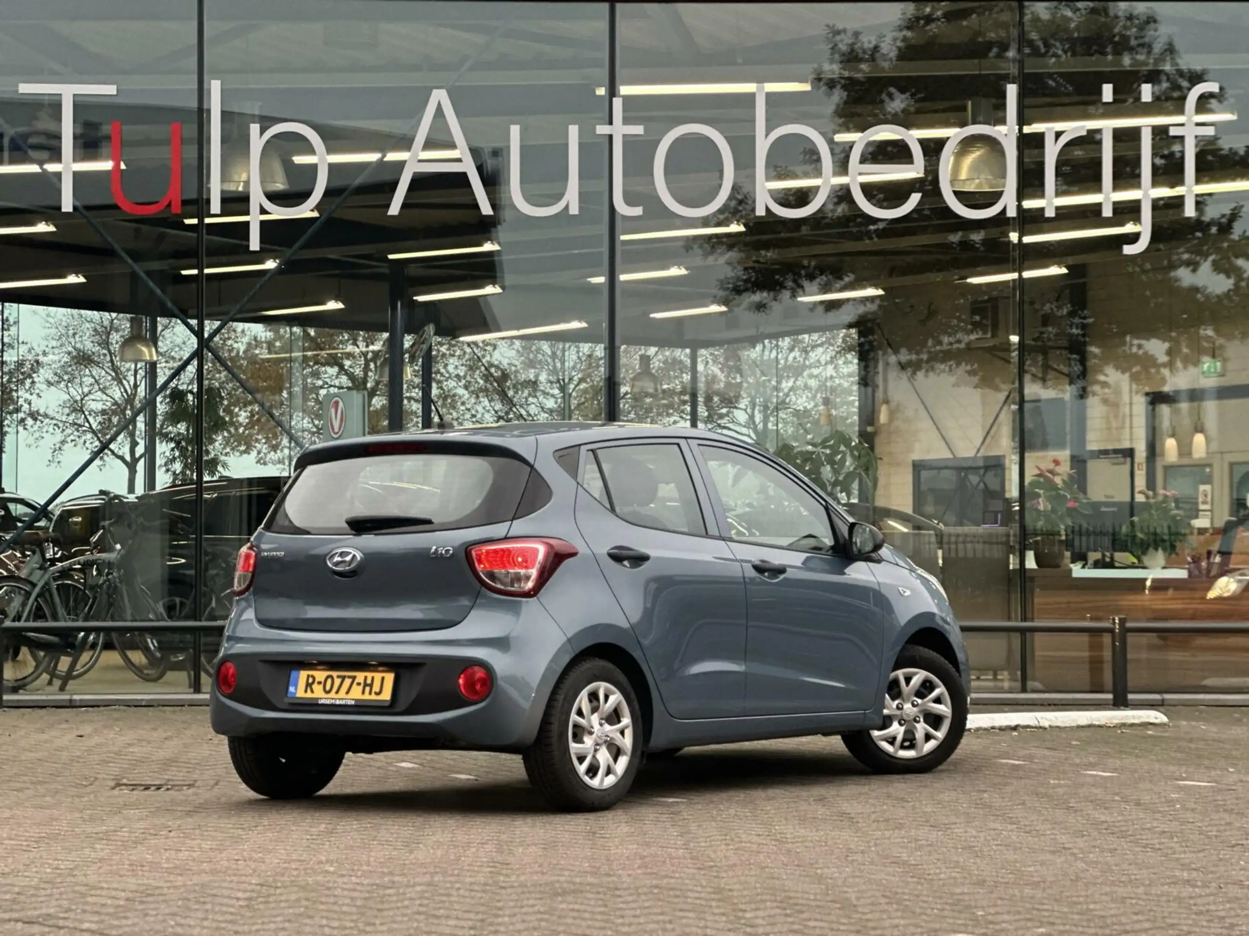 Hyundai - i10