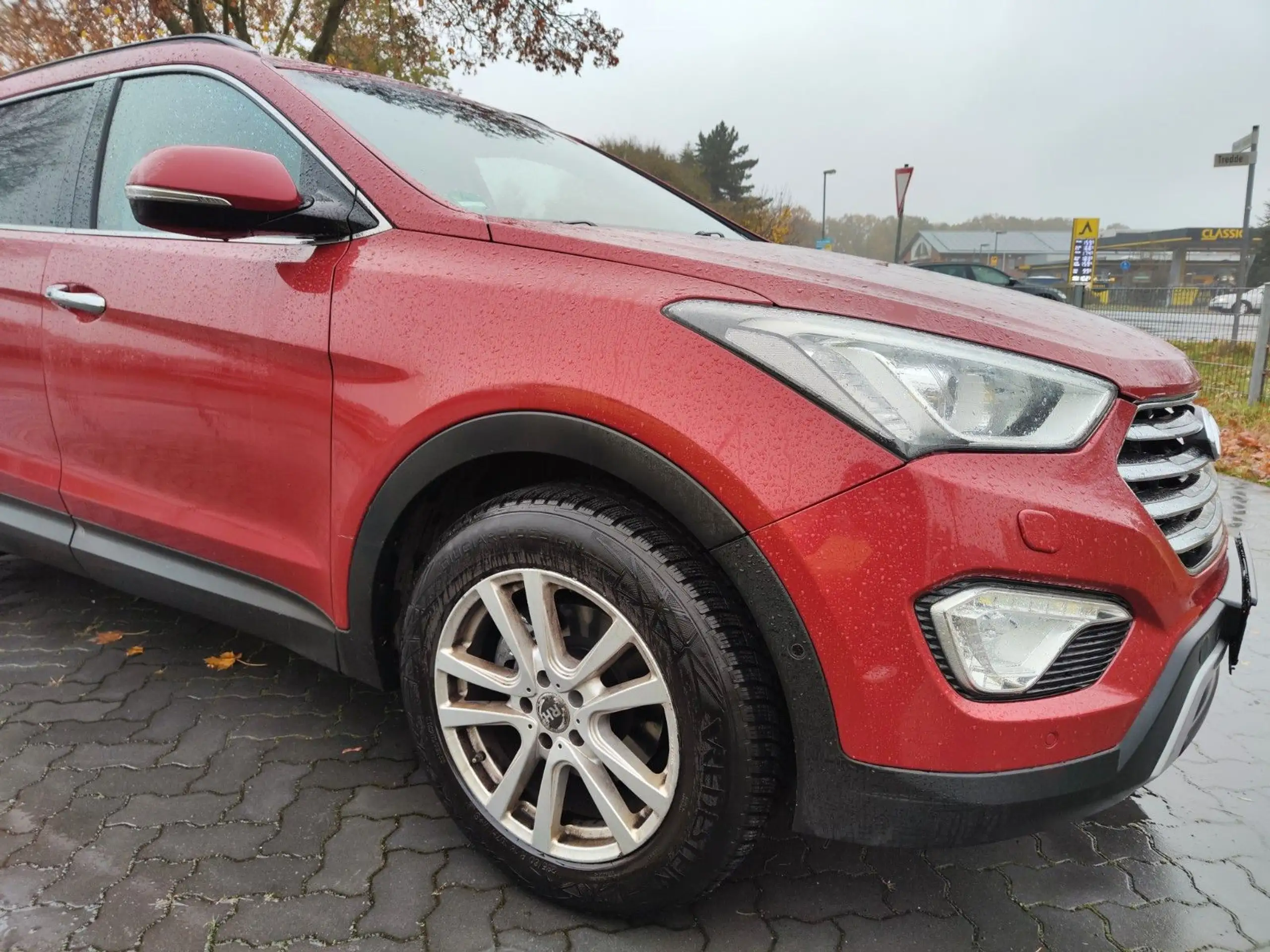 Hyundai - Grand Santa Fe