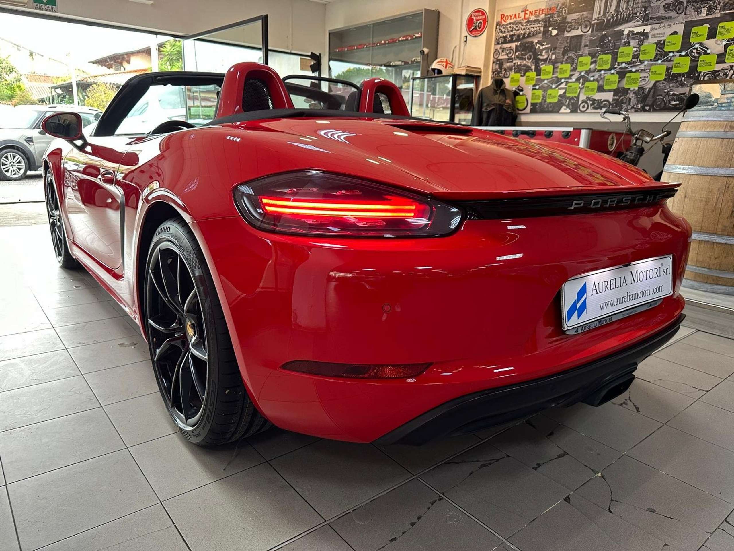 Porsche - Boxster