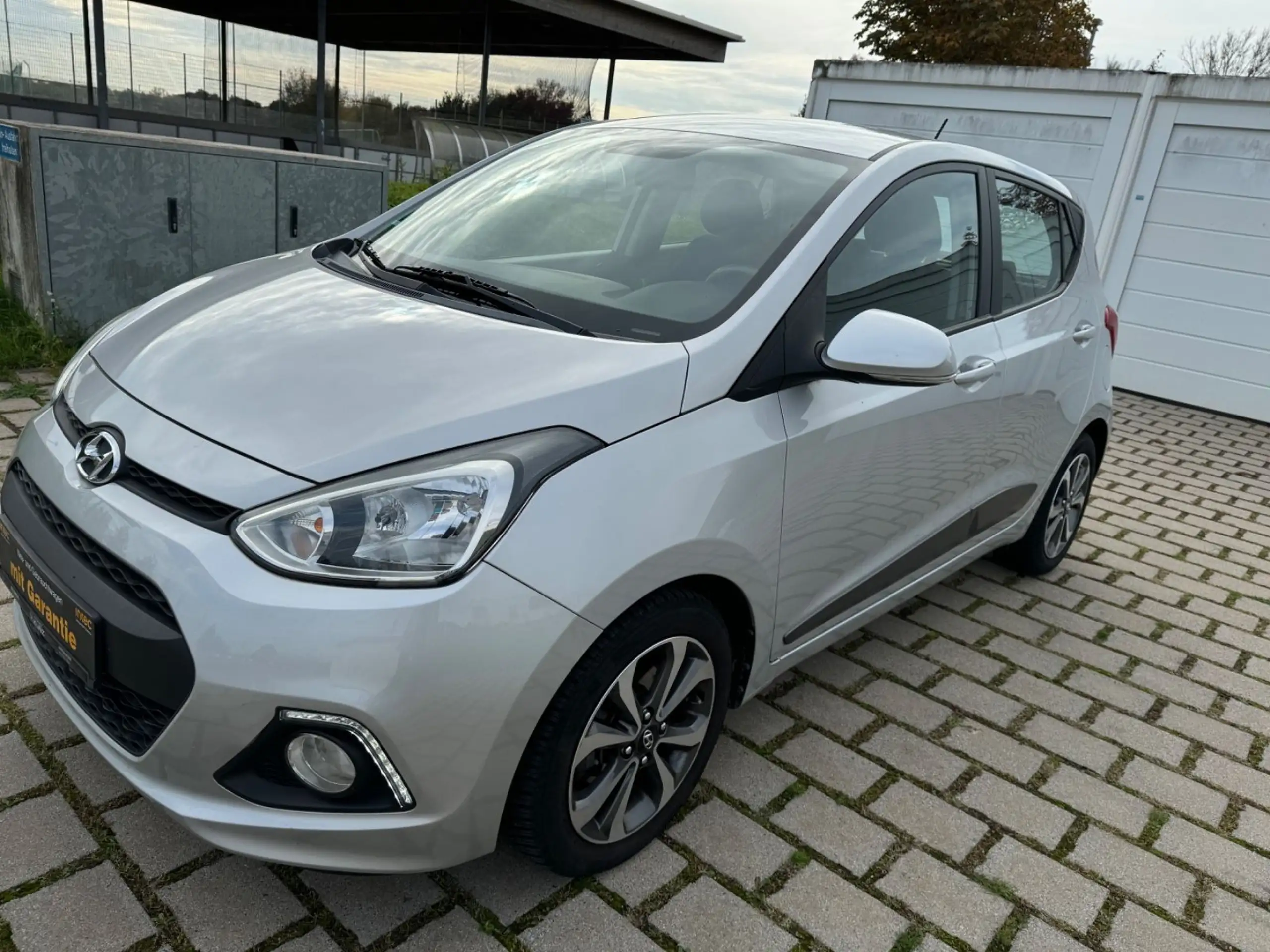 Hyundai - i10