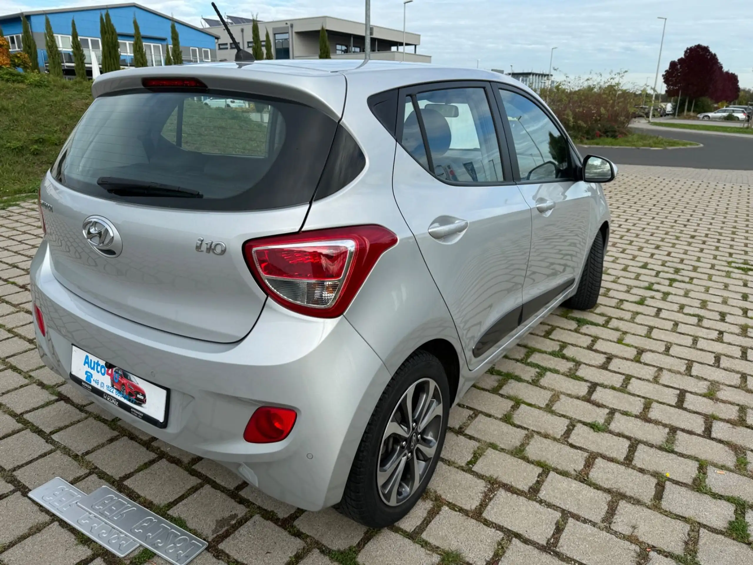 Hyundai - i10