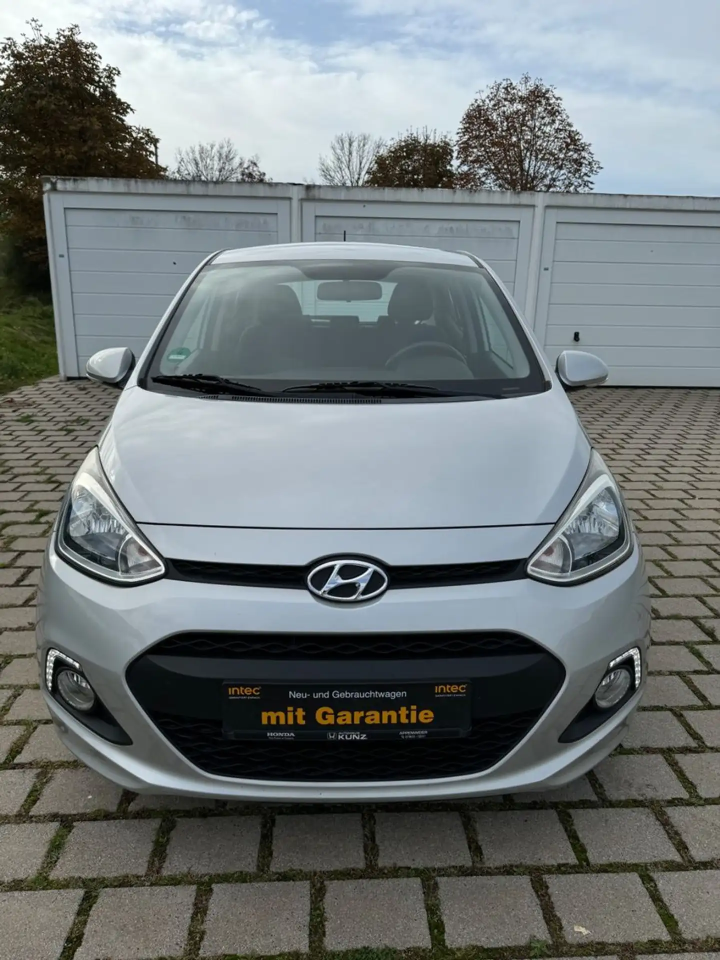 Hyundai - i10