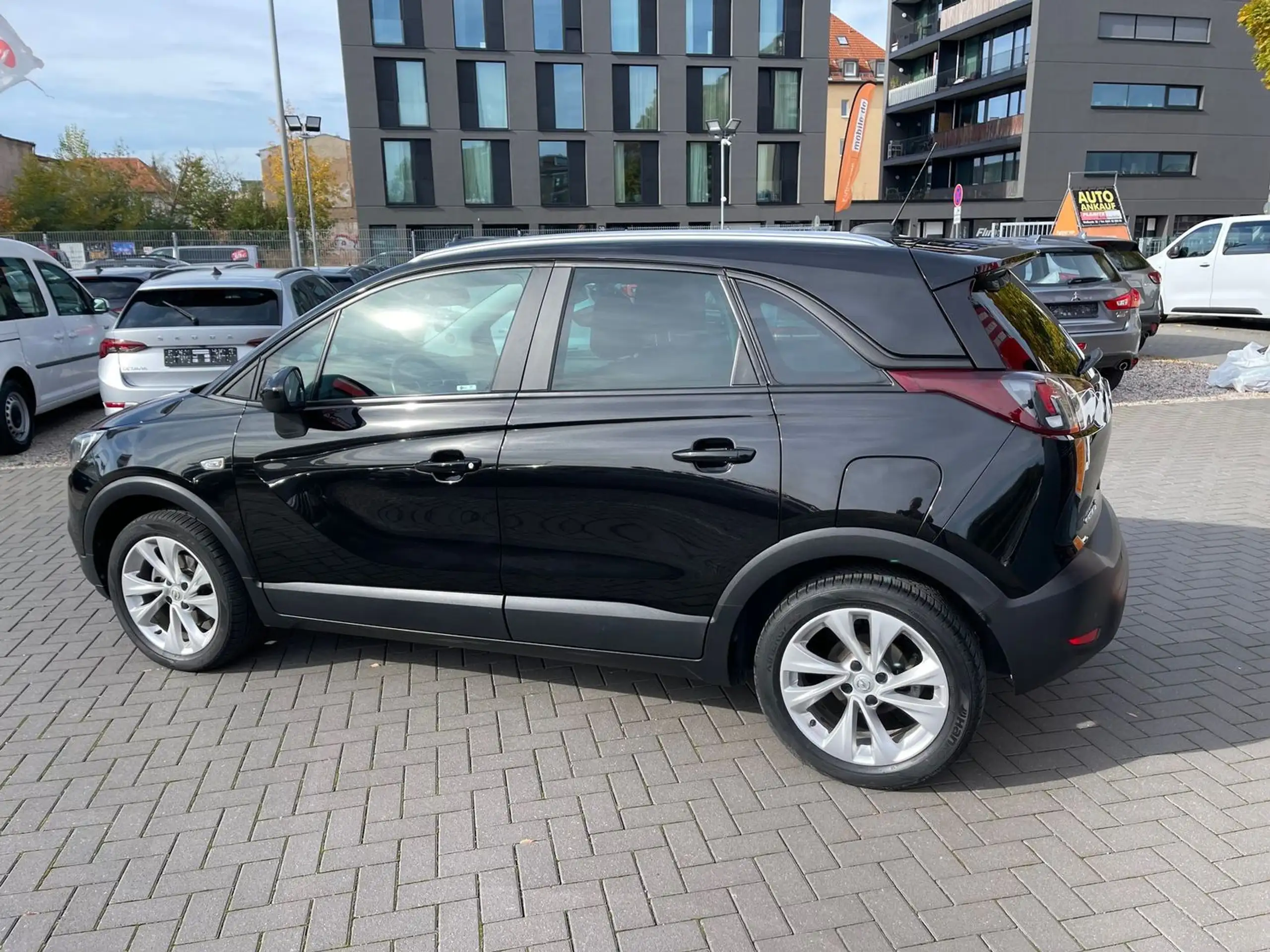 Opel - Crossland X