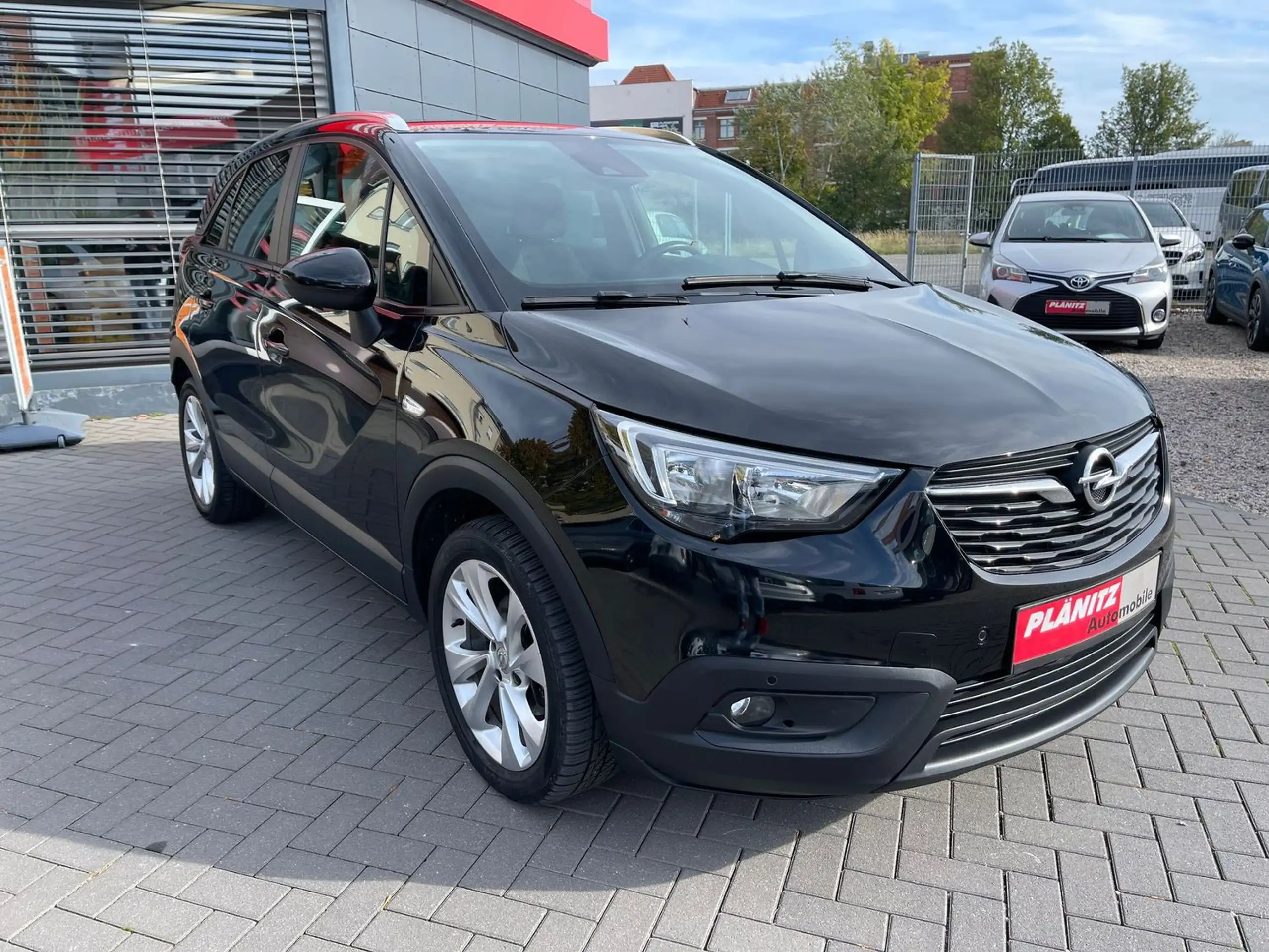 Opel - Crossland X