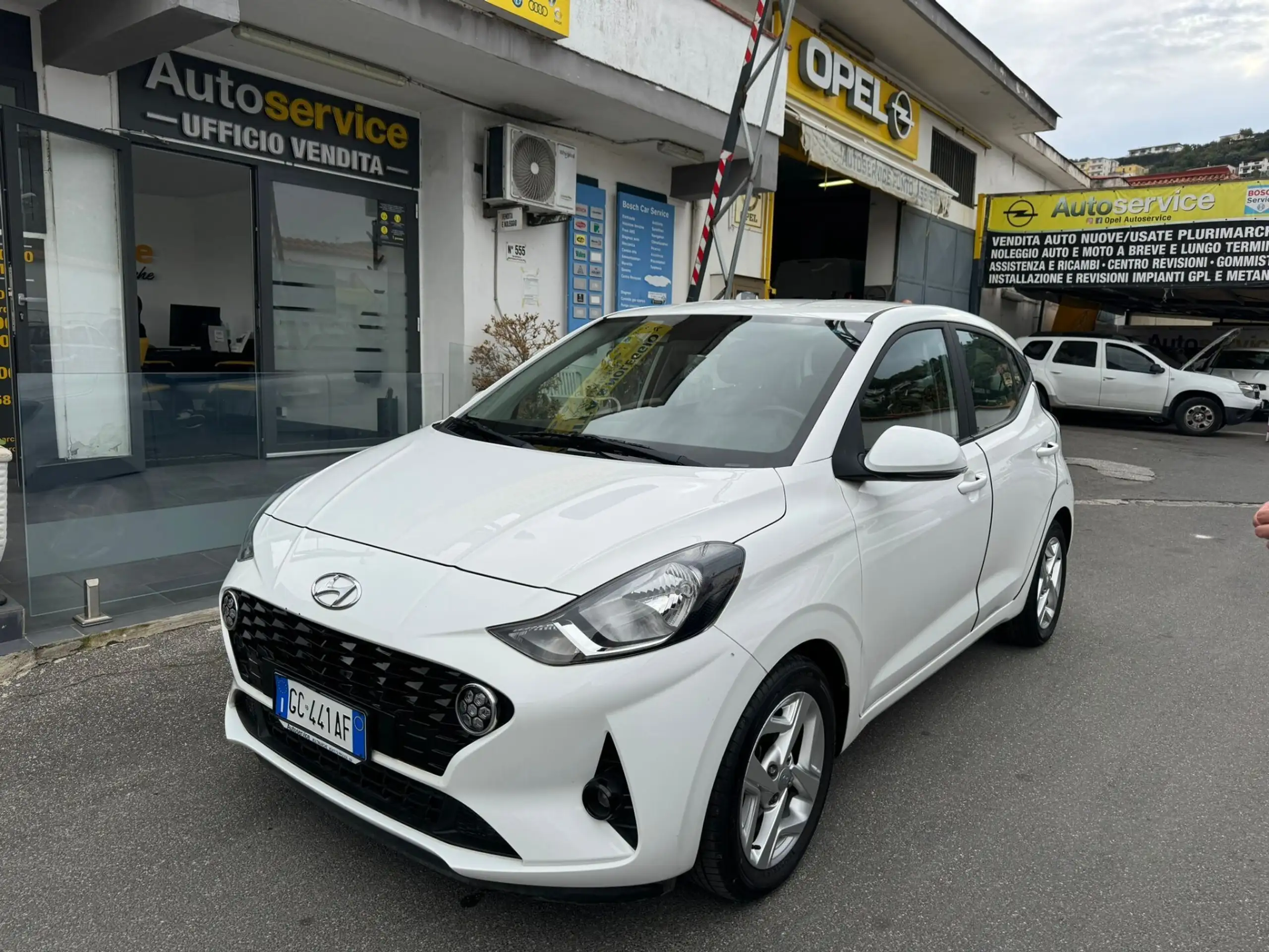 Hyundai - i10