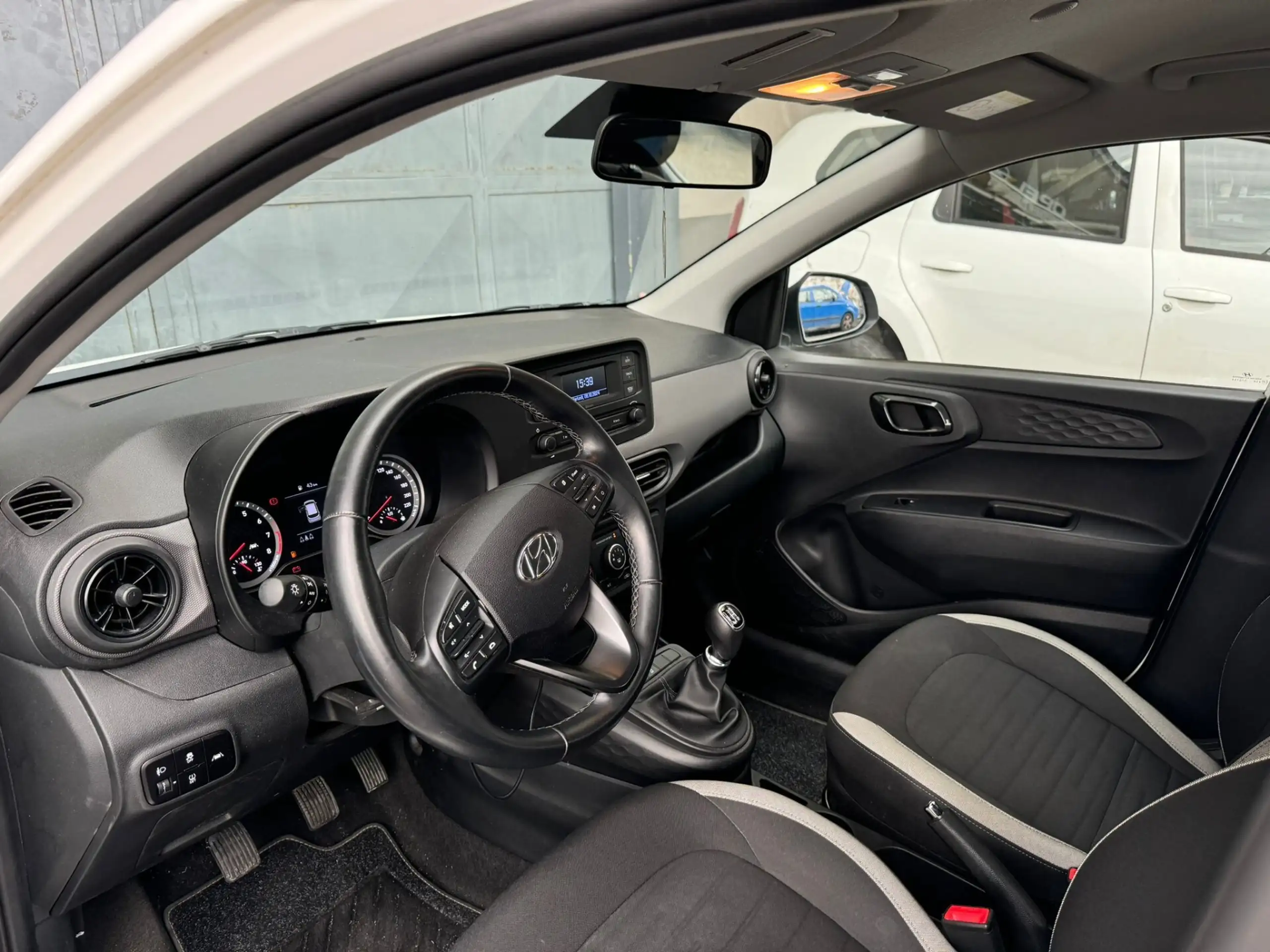 Hyundai - i10