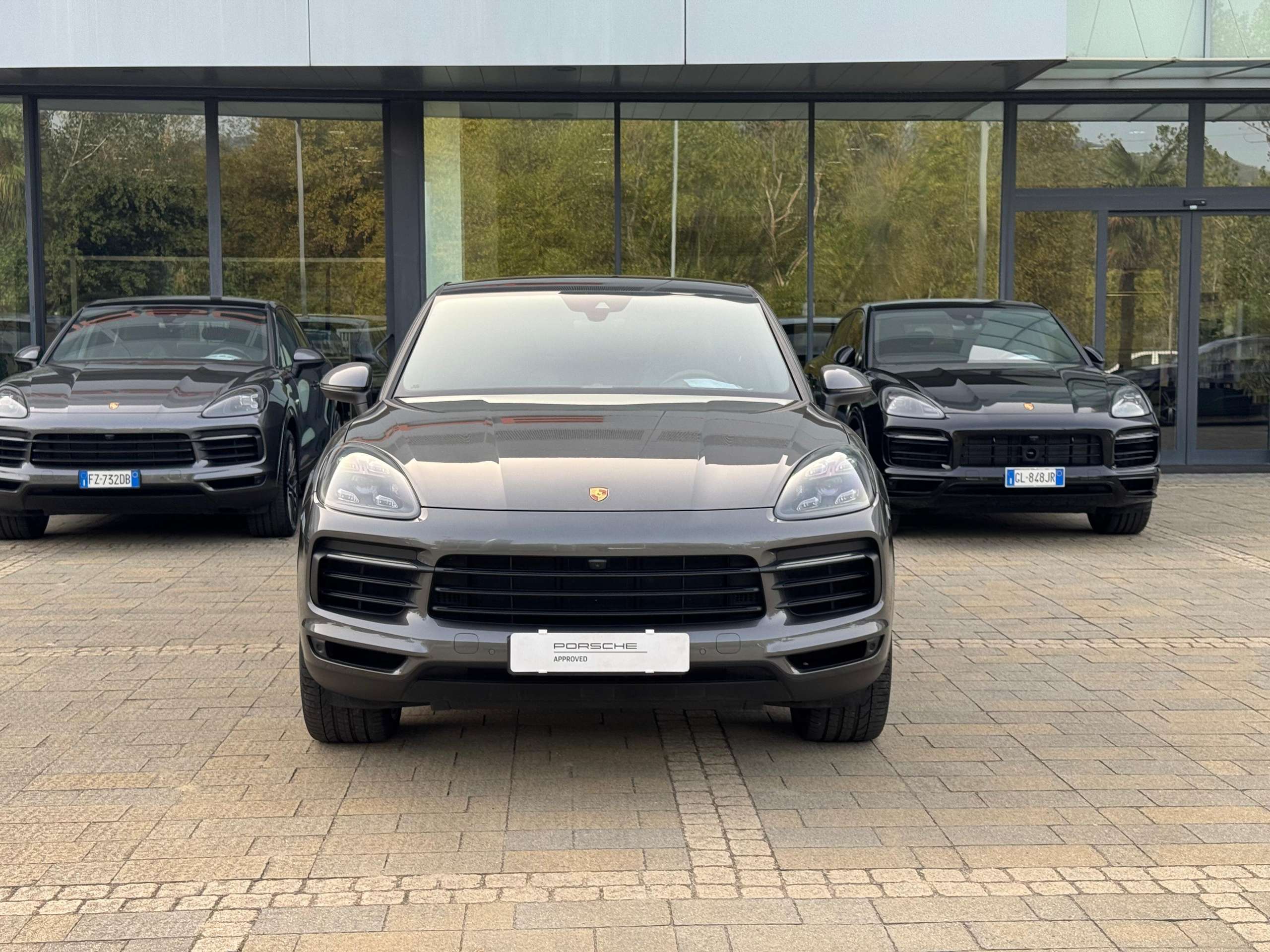 Porsche - Cayenne