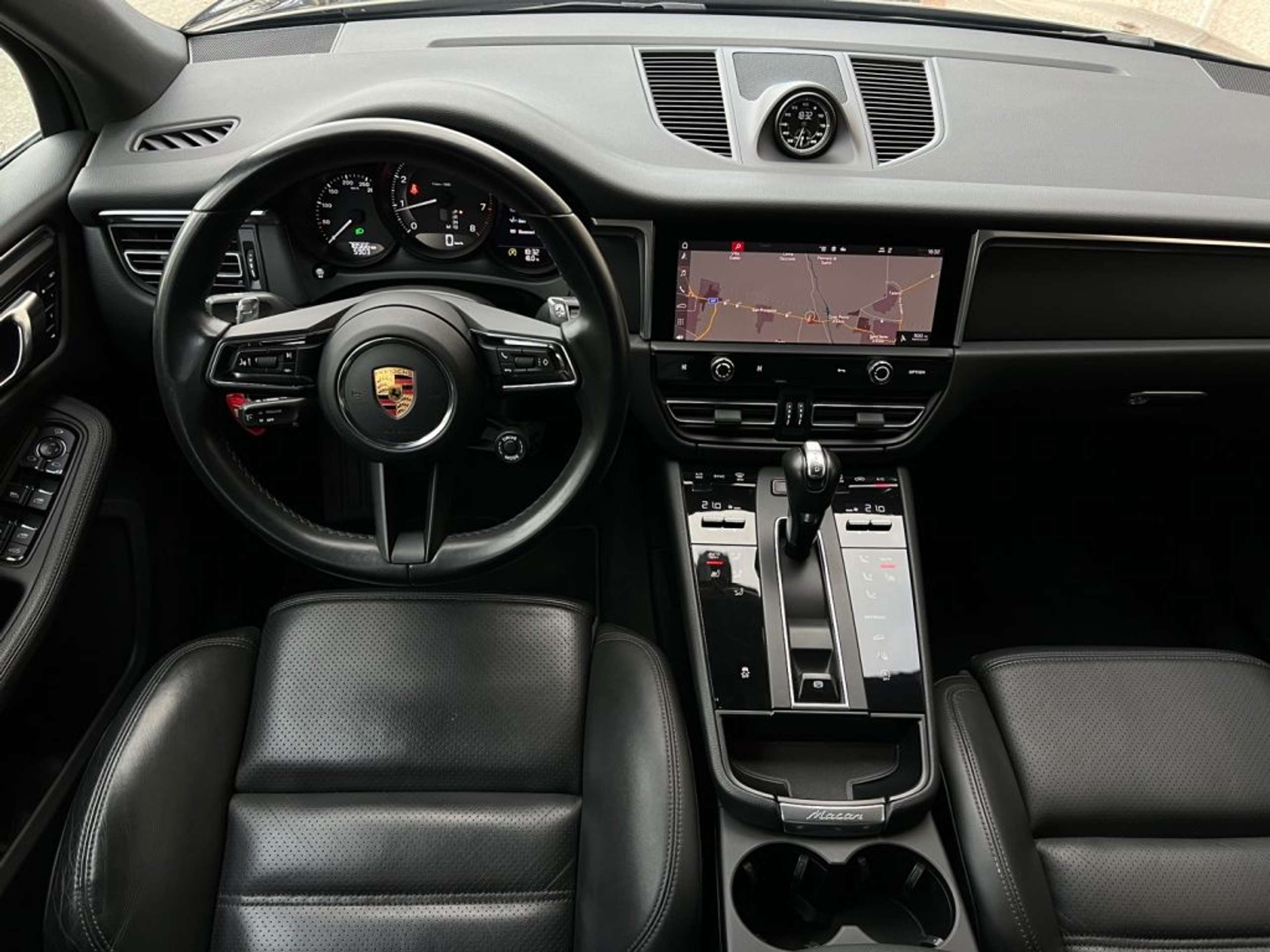 Porsche - Macan