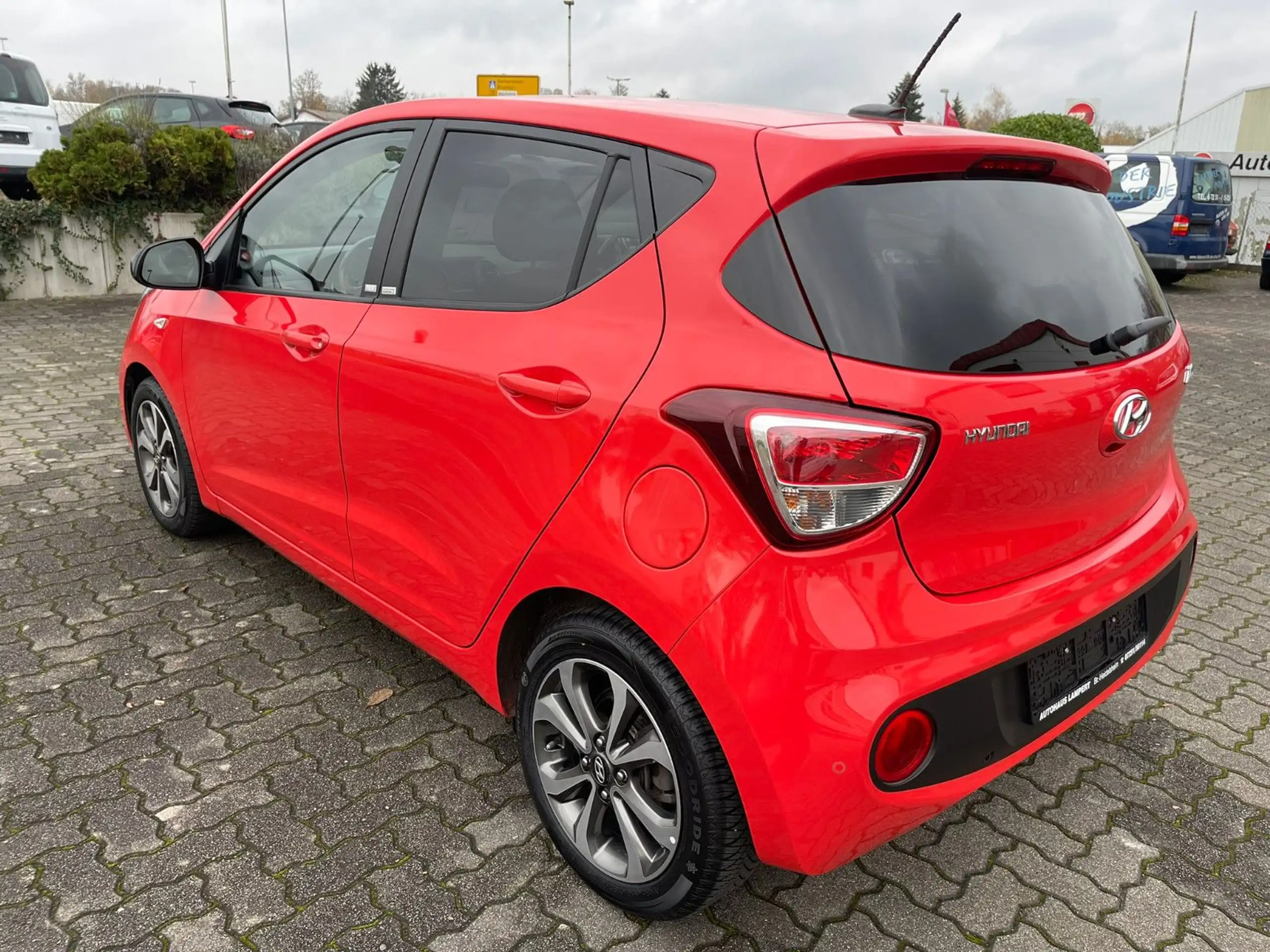 Hyundai - i10