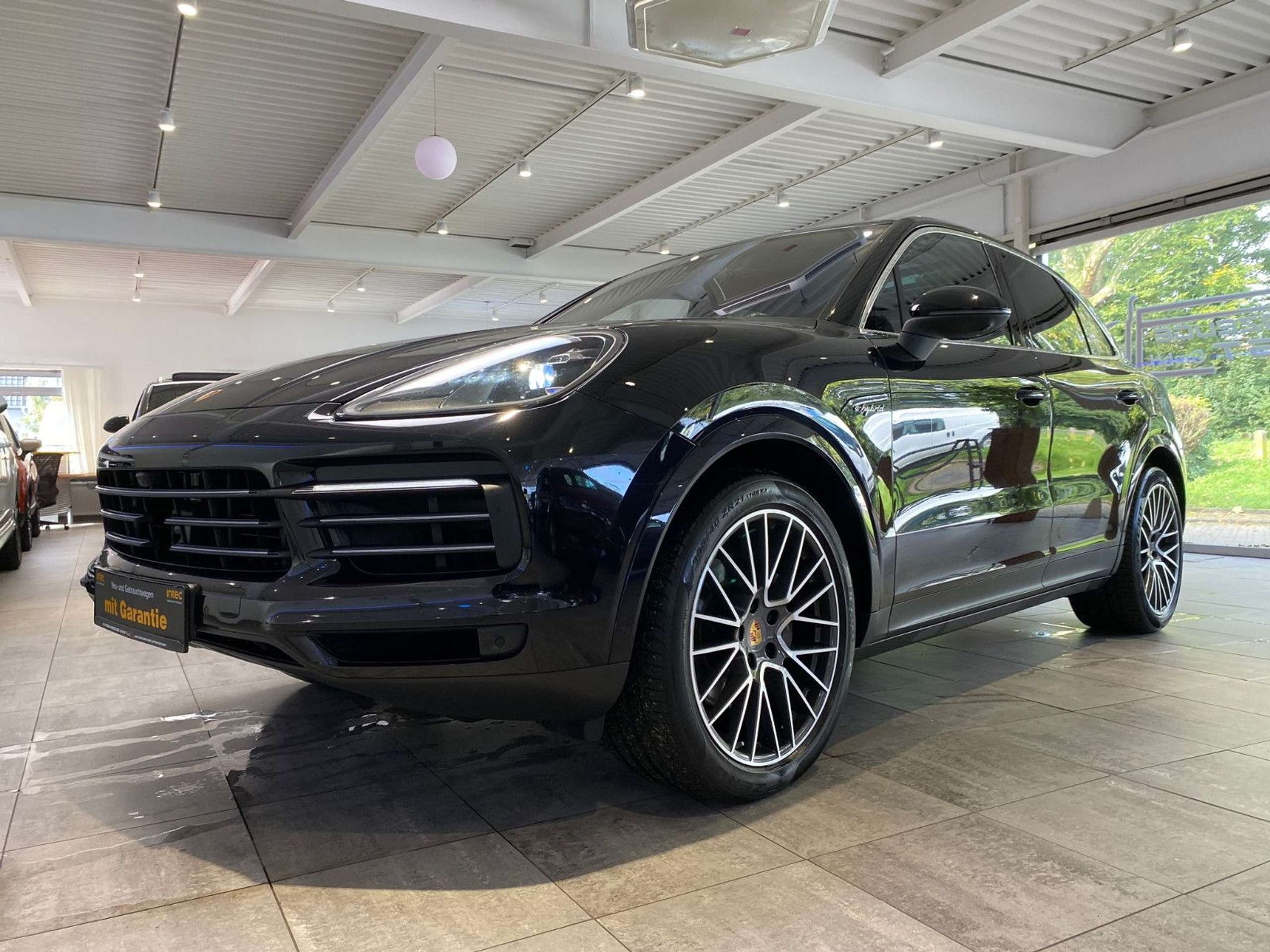 Porsche - Cayenne