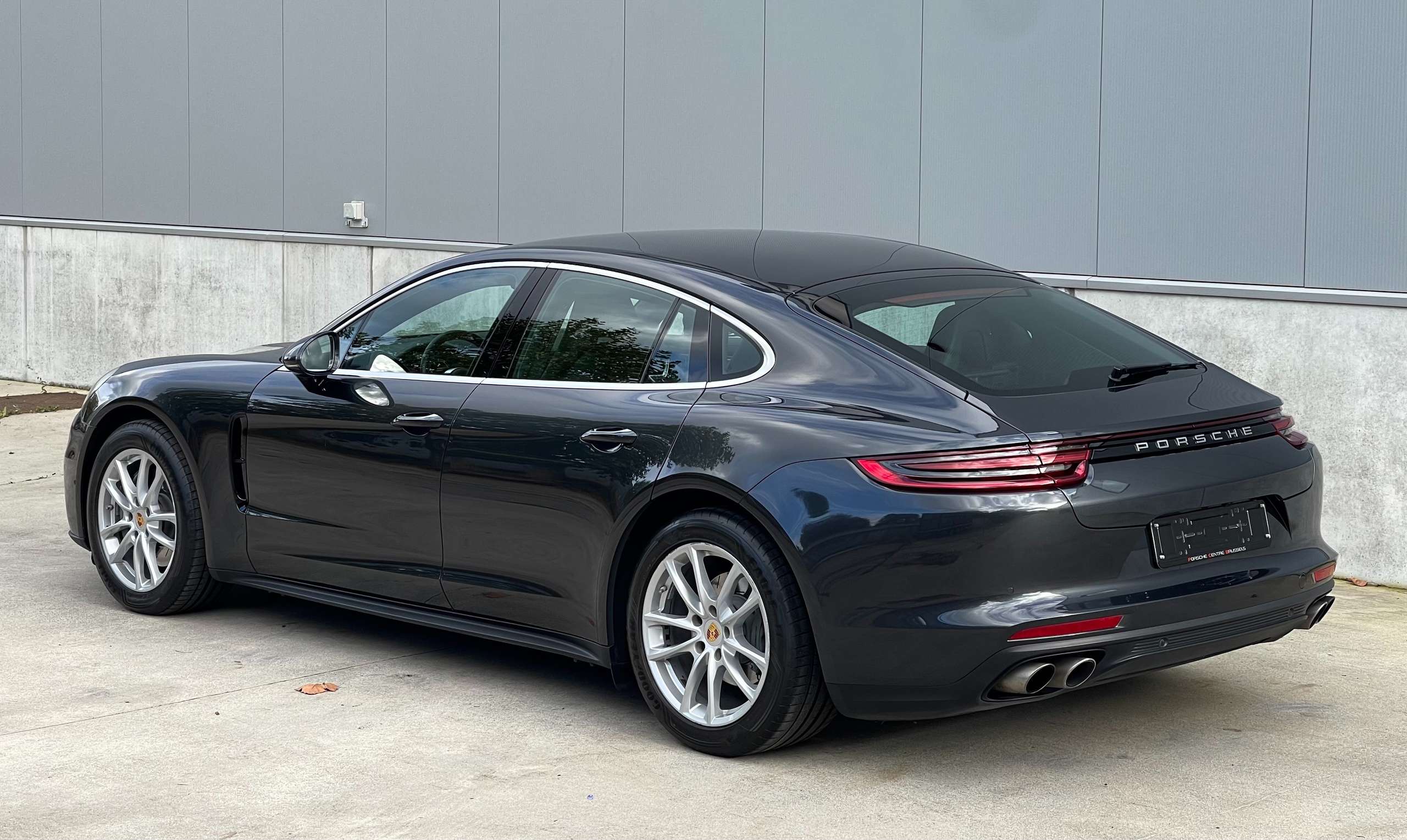 Porsche - Panamera