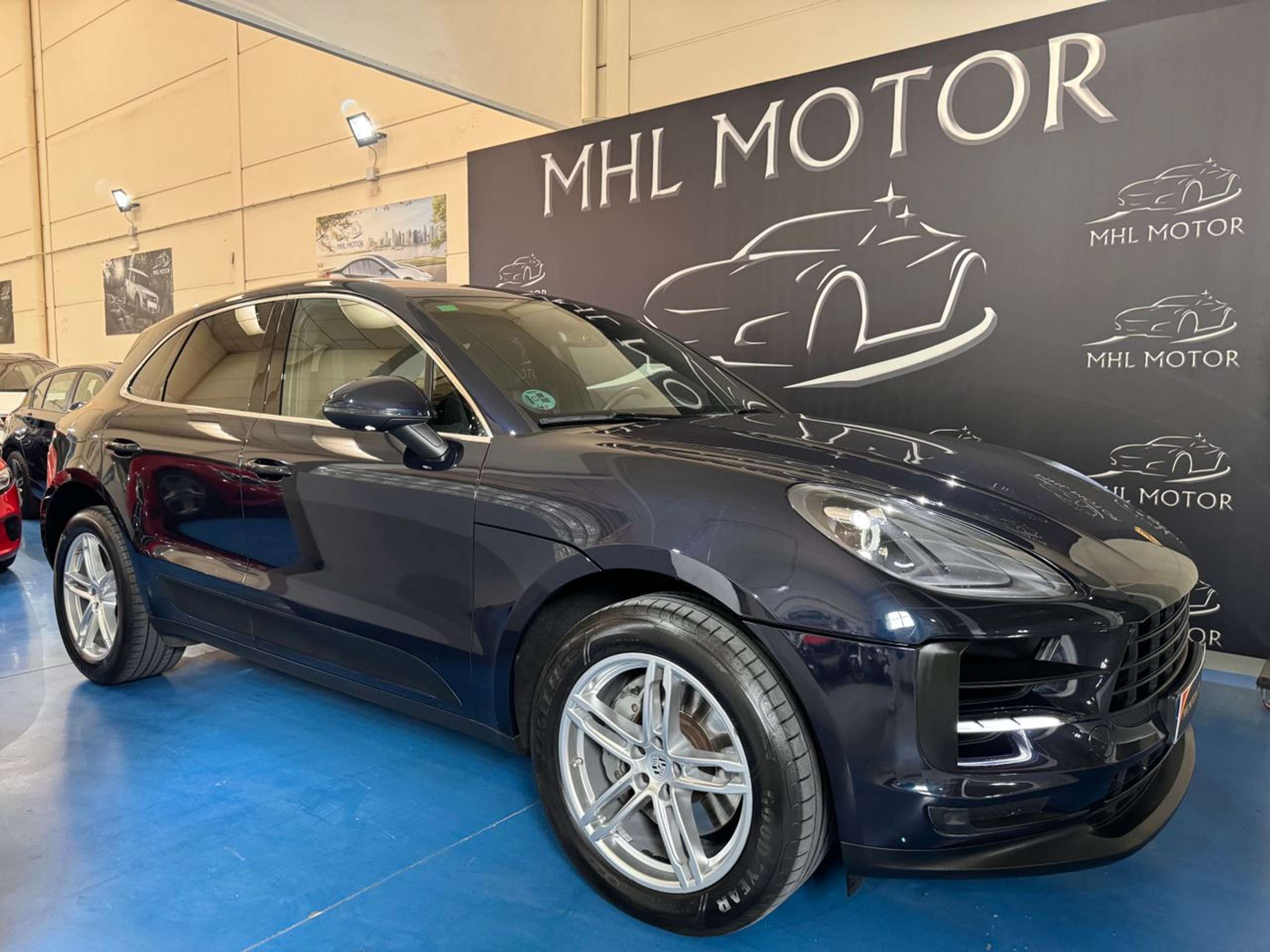 Porsche - Macan