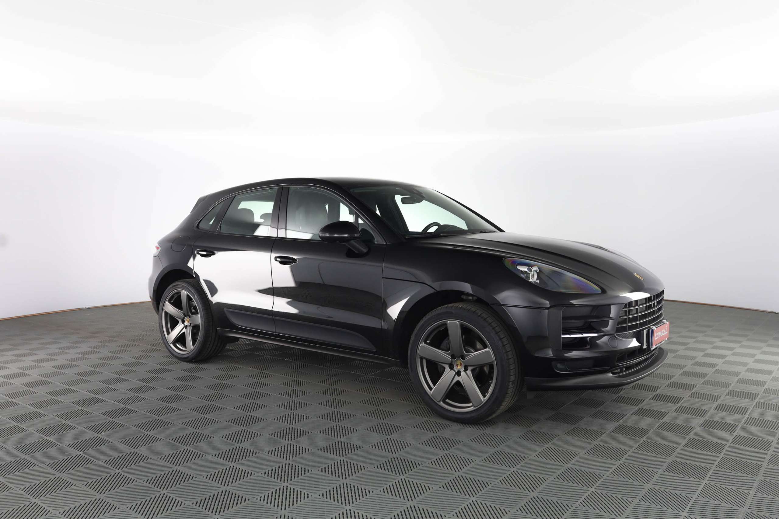 Porsche - Macan