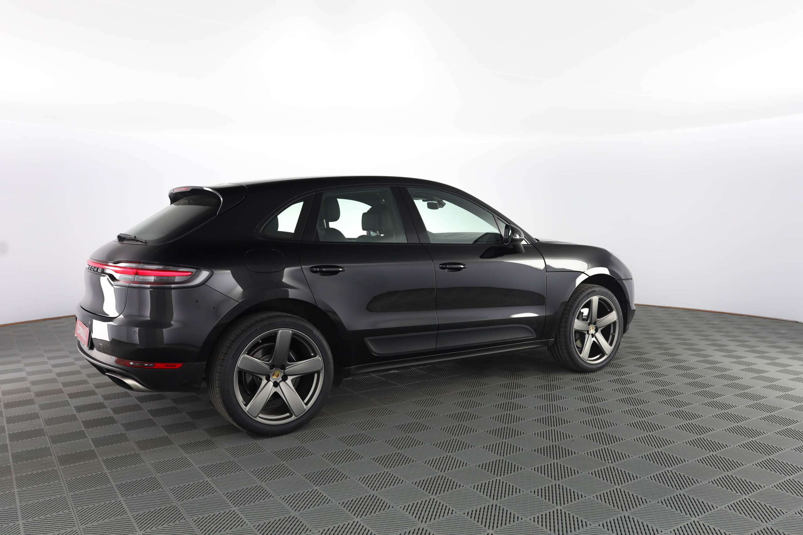 Porsche - Macan