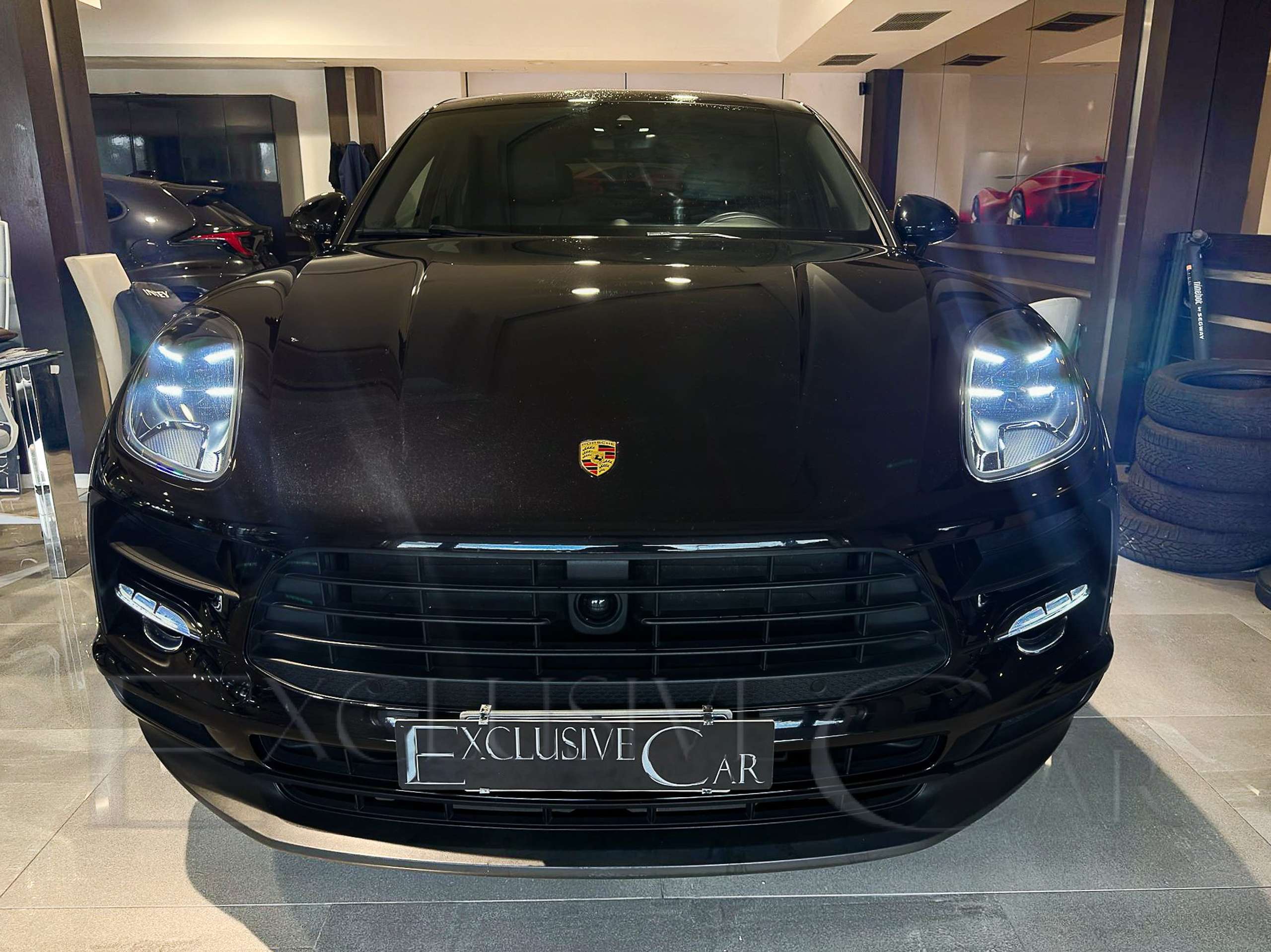 Porsche - Macan