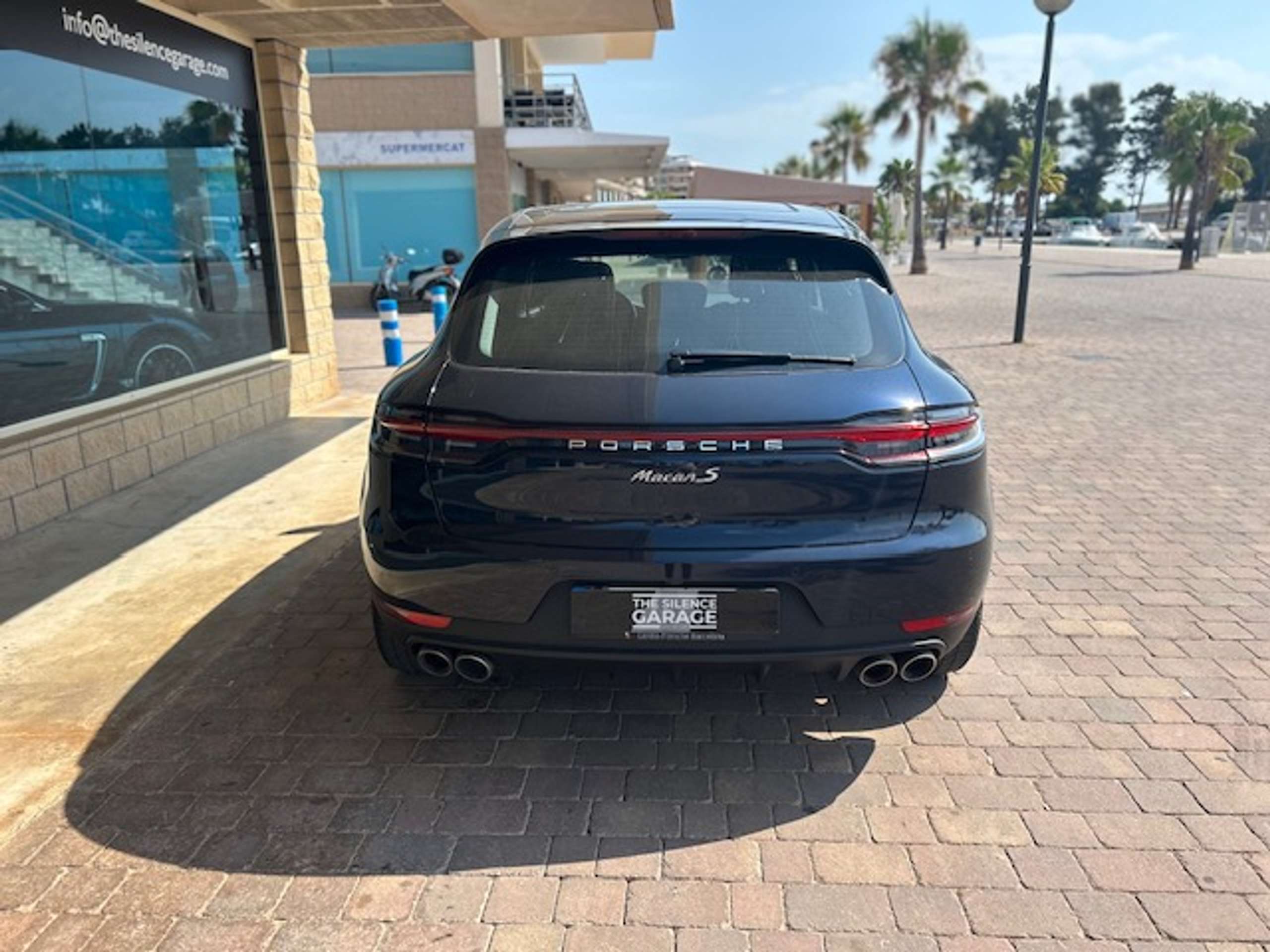 Porsche - Macan