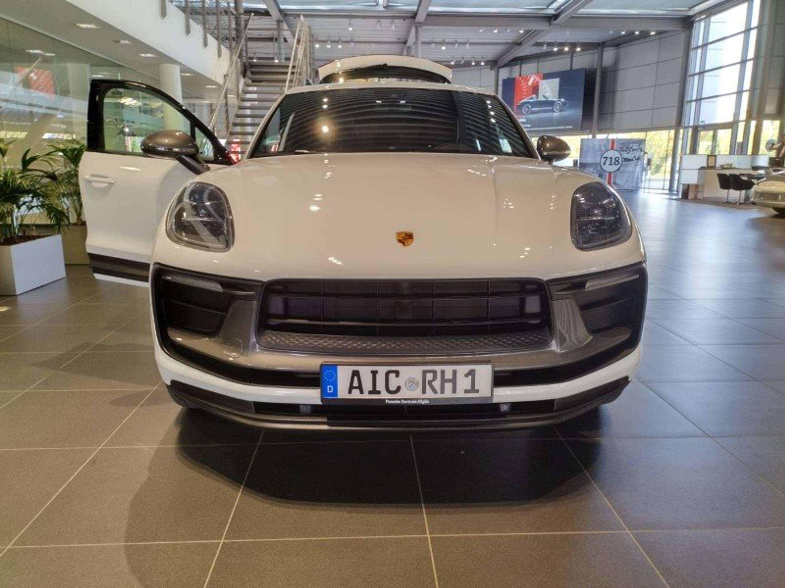 Porsche Macan 2022