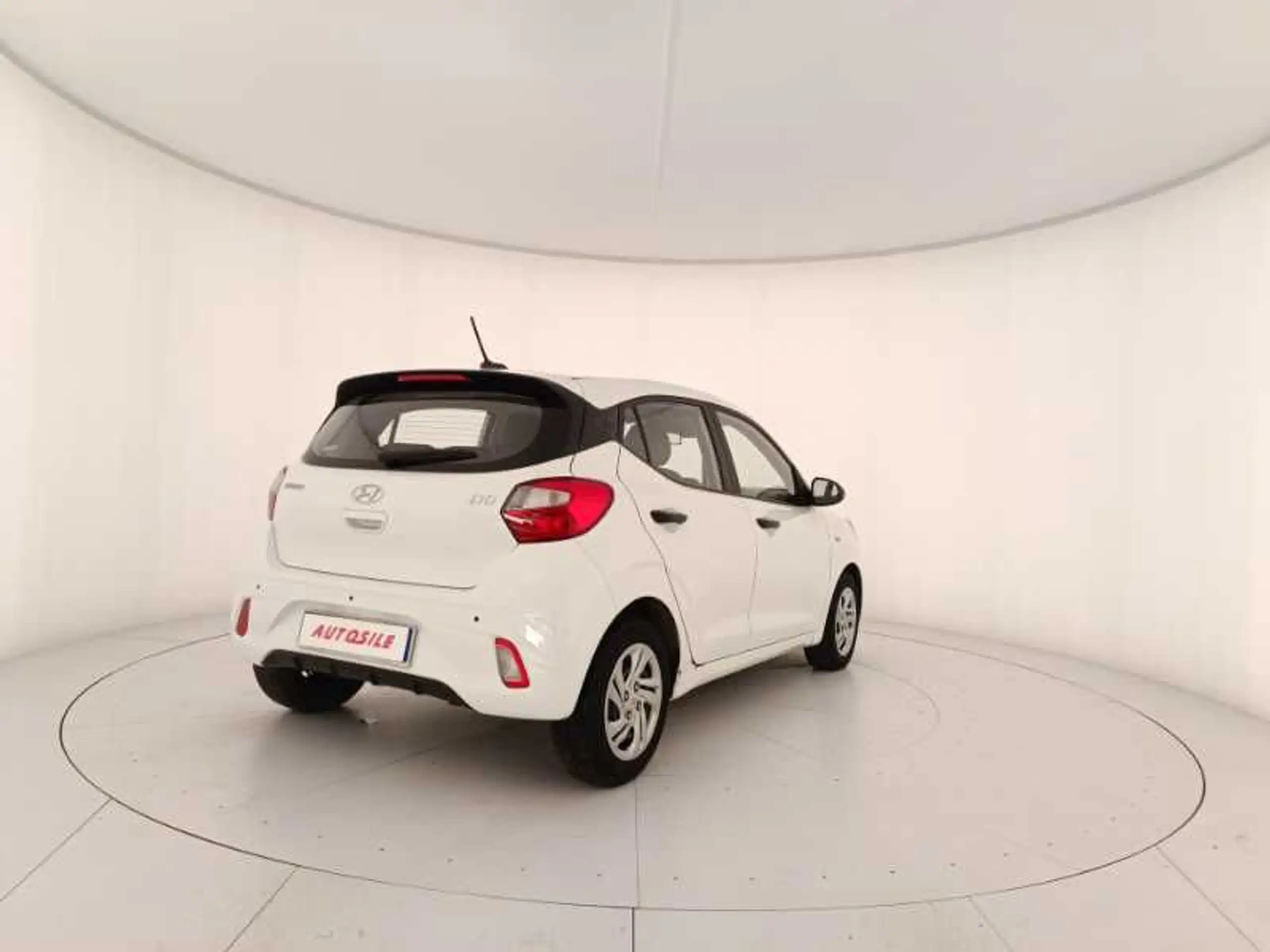 Hyundai - i10