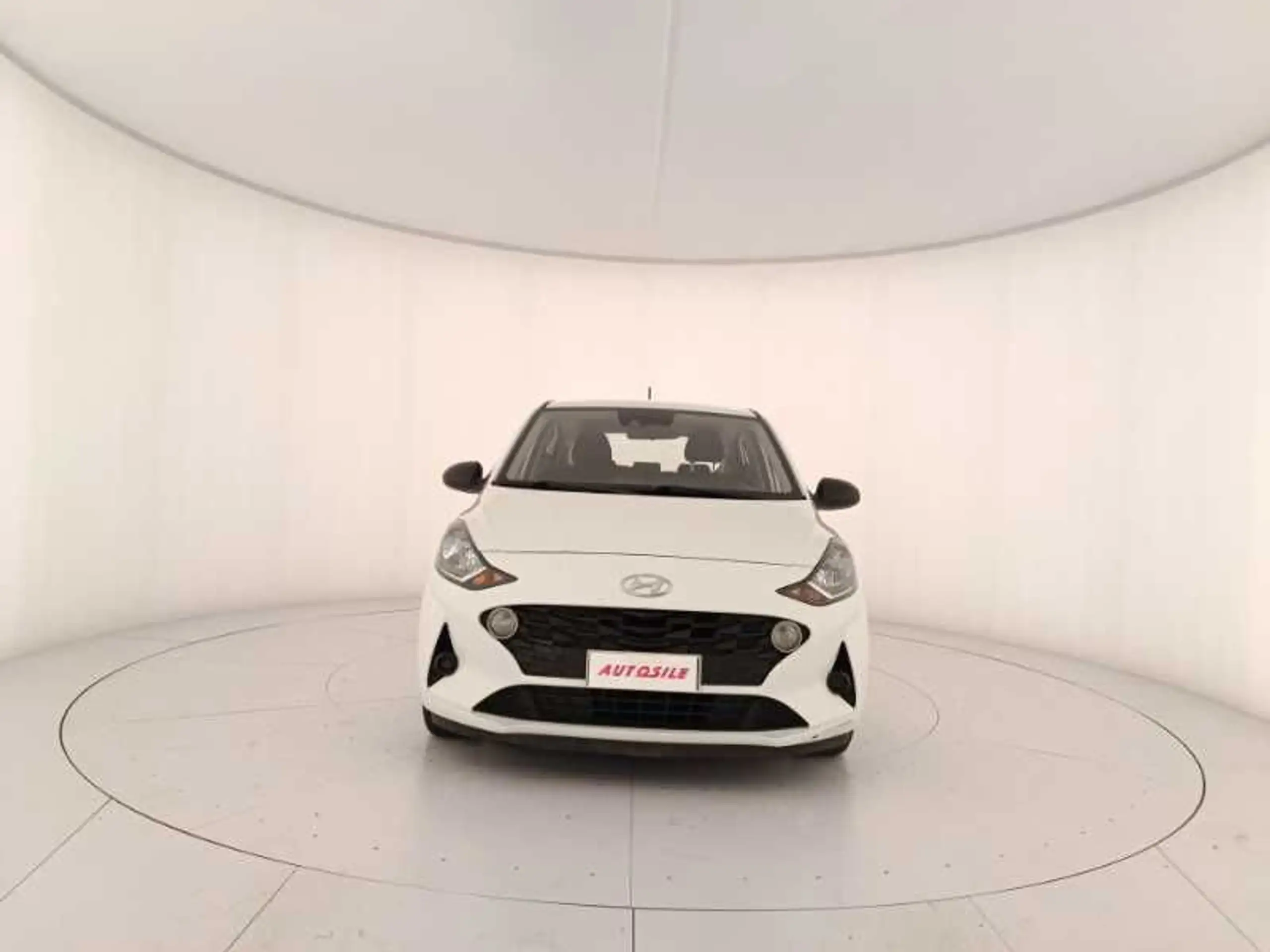 Hyundai - i10